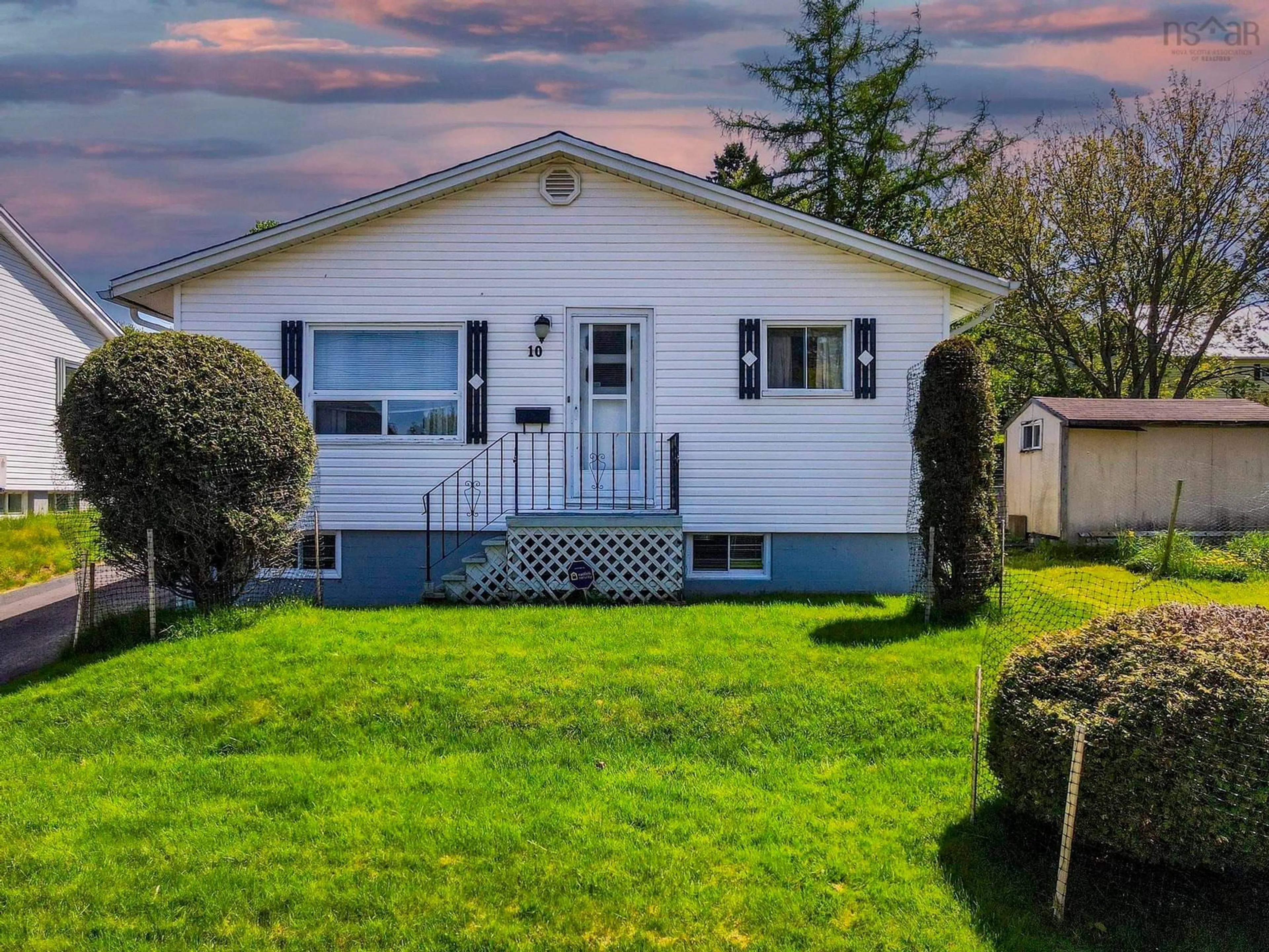 Home with vinyl exterior material, street for 10 Barrow St, Truro Nova Scotia B2N 2M2