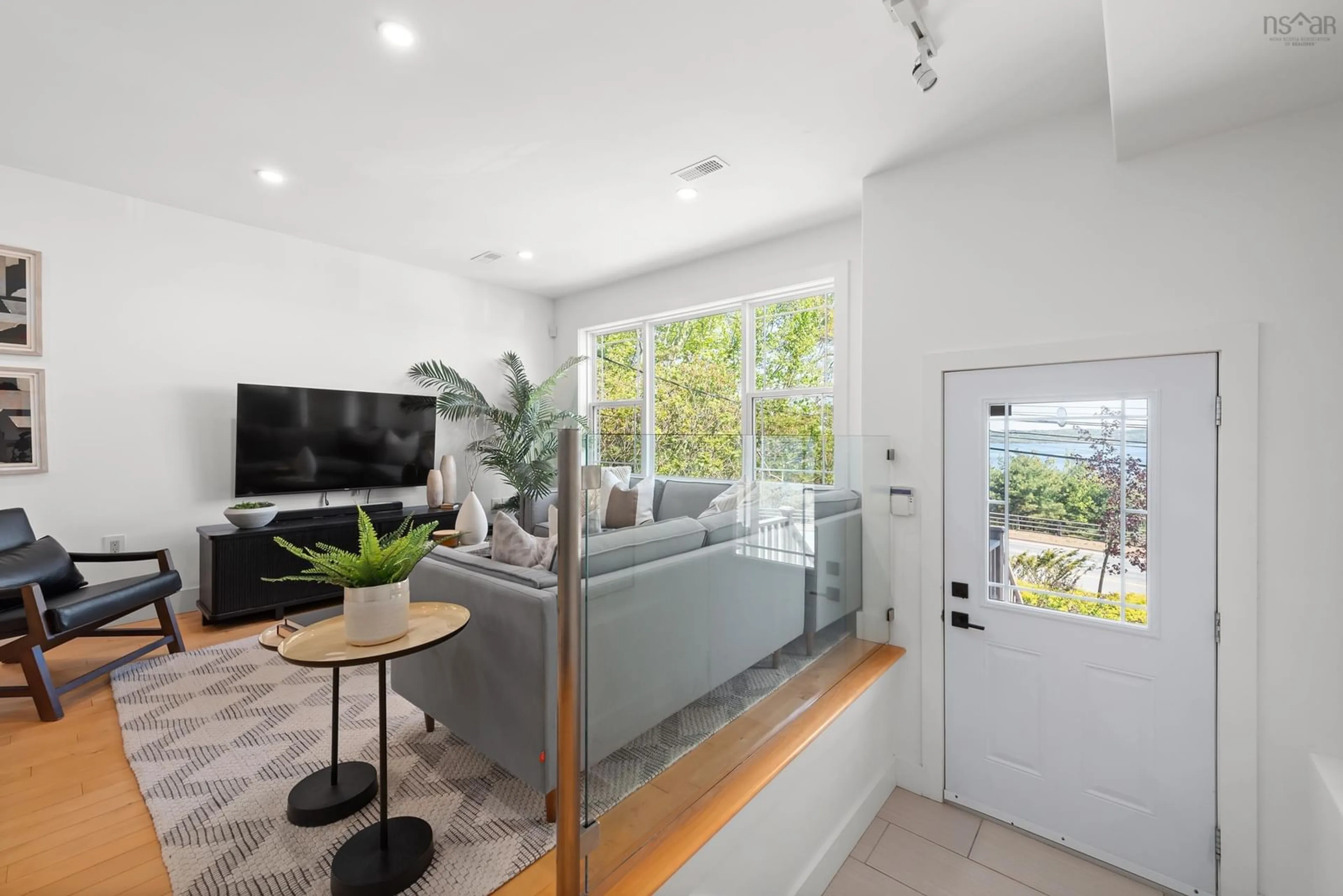 Indoor entryway for 356 Bedford Highway, Halifax Nova Scotia B3M 2K9