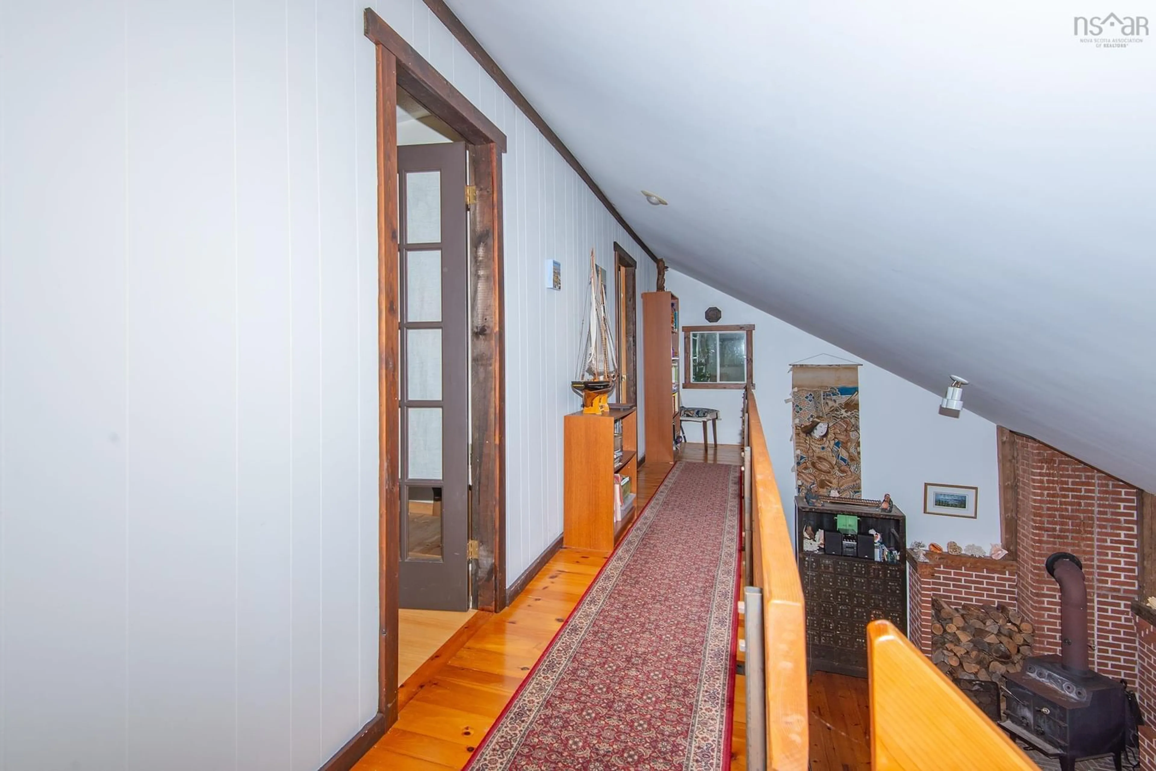 Indoor foyer for 7215 Highway 101, Plympton Nova Scotia B0W 2R0