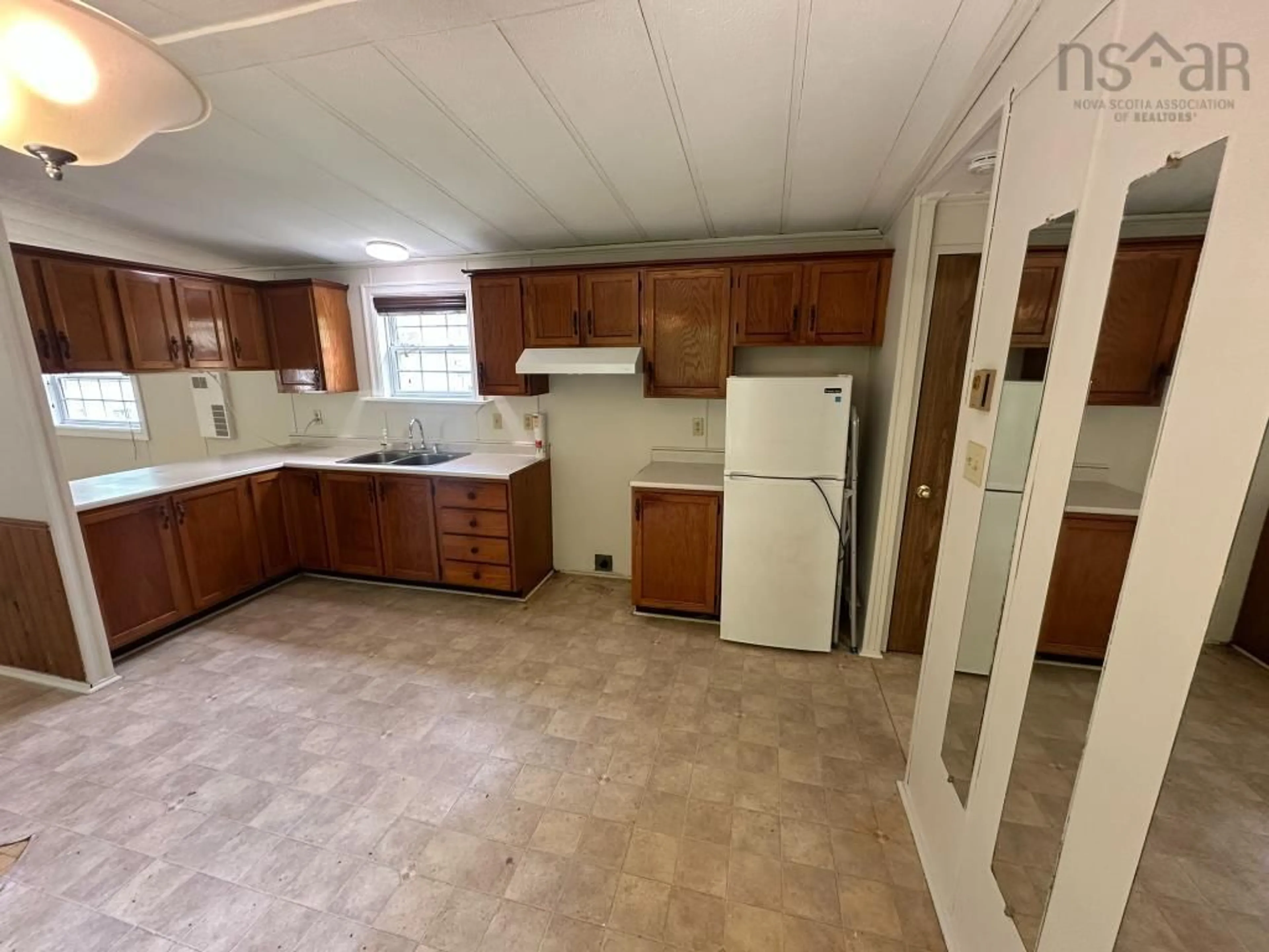 A pic of a room for 7 Homco Dr, New Minas Nova Scotia B4N 3S8