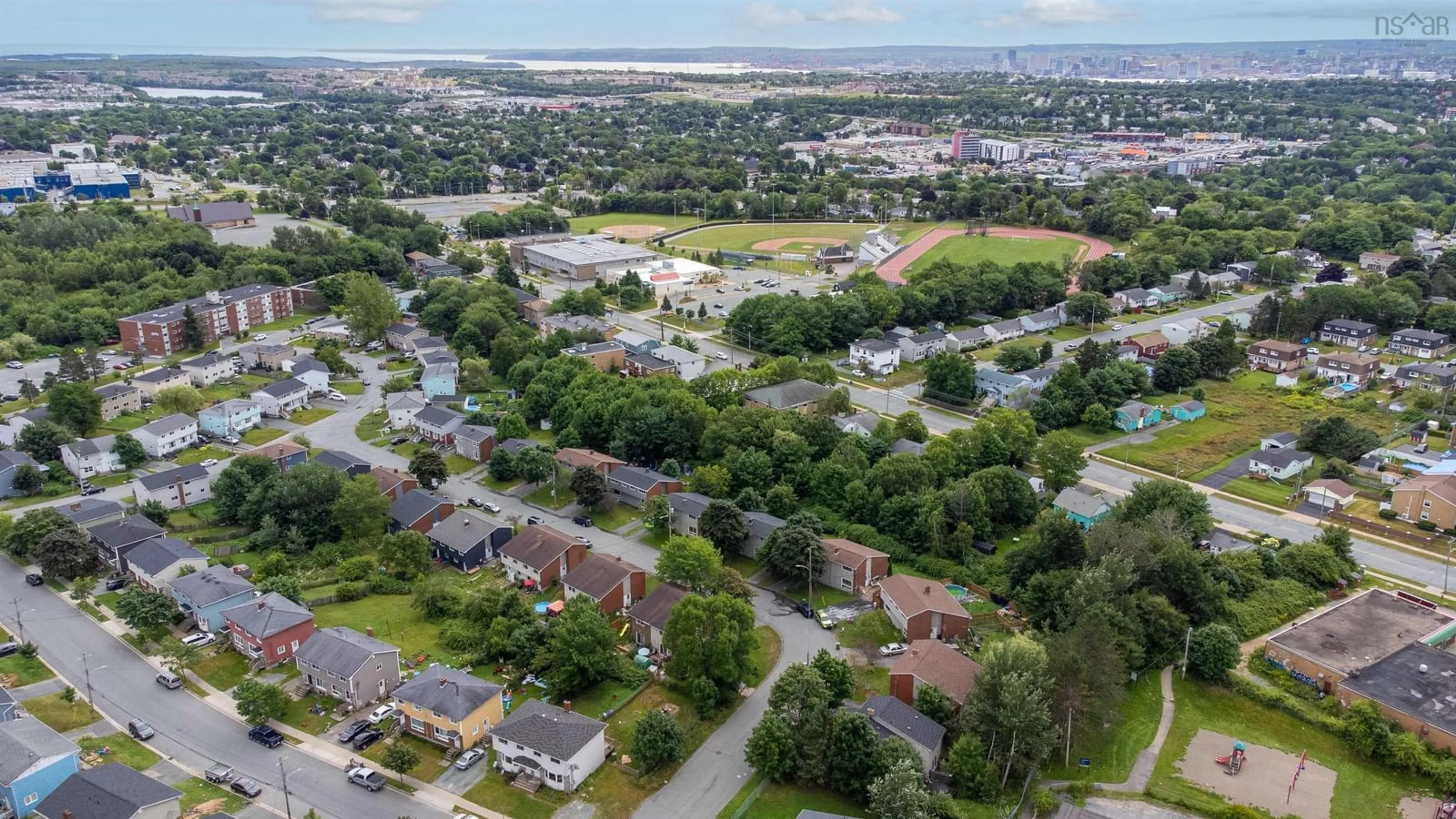 A pic from outside/outdoor area/front of a property/back of a property/a pic from drone, unknown for 17-17A Ruben Crt, Dartmouth Nova Scotia B2X 1L9