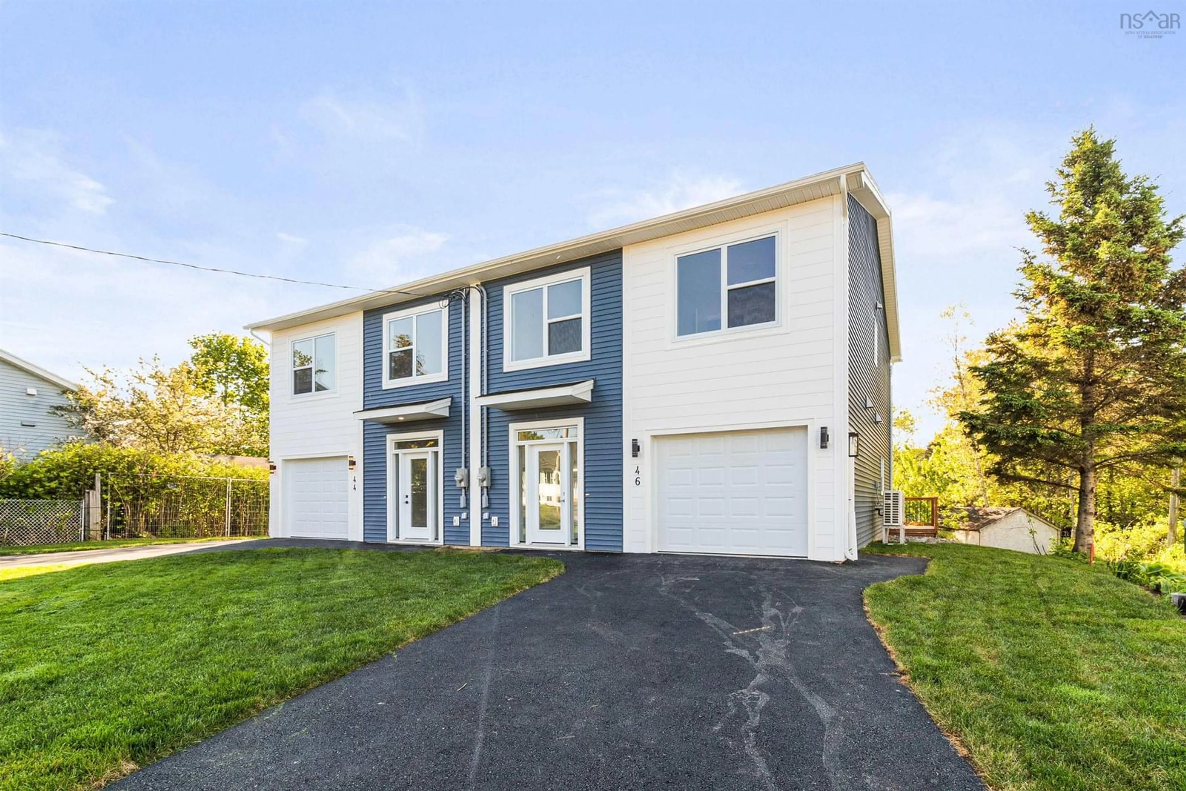 Home with vinyl exterior material, street for 44 Contessa Crt, Lower Sackville Nova Scotia B4C 3W4