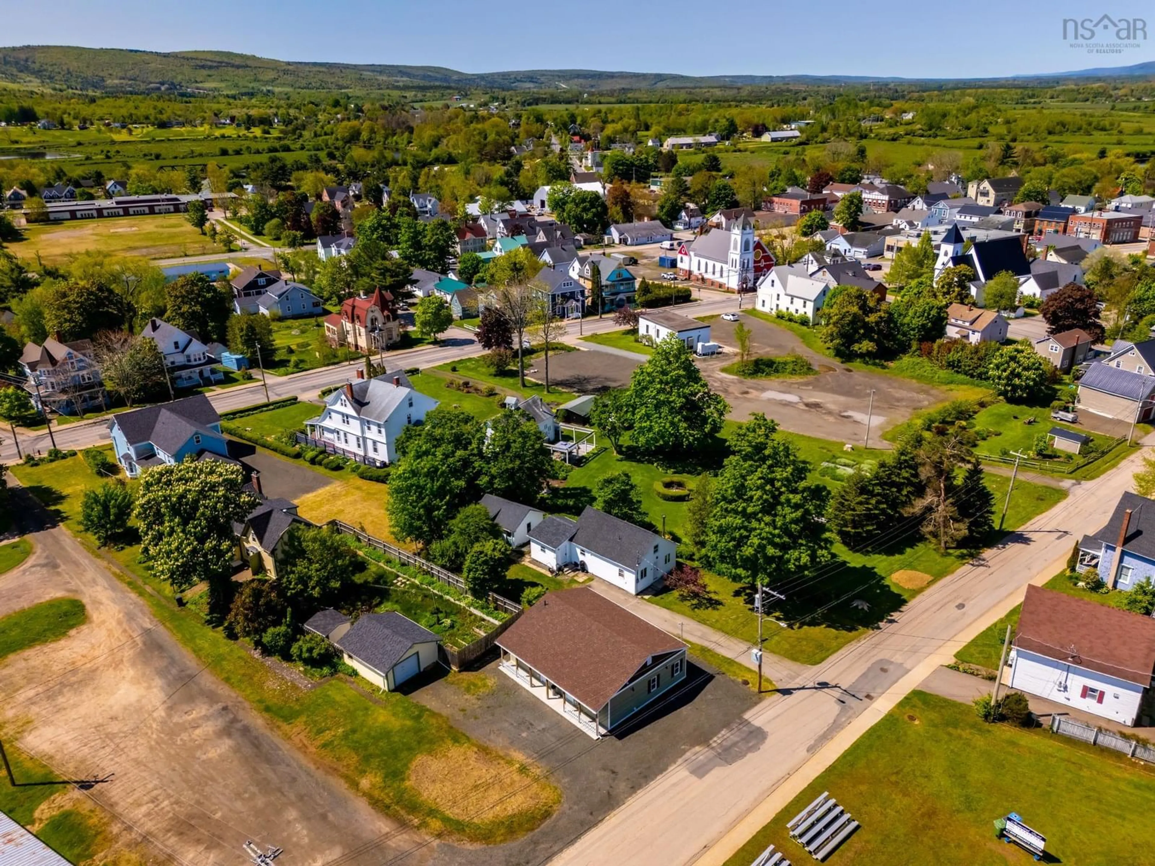 A pic from outside/outdoor area/front of a property/back of a property/a pic from drone, street for 17 Mckenna St, Bridgetown Nova Scotia B0S 1C0
