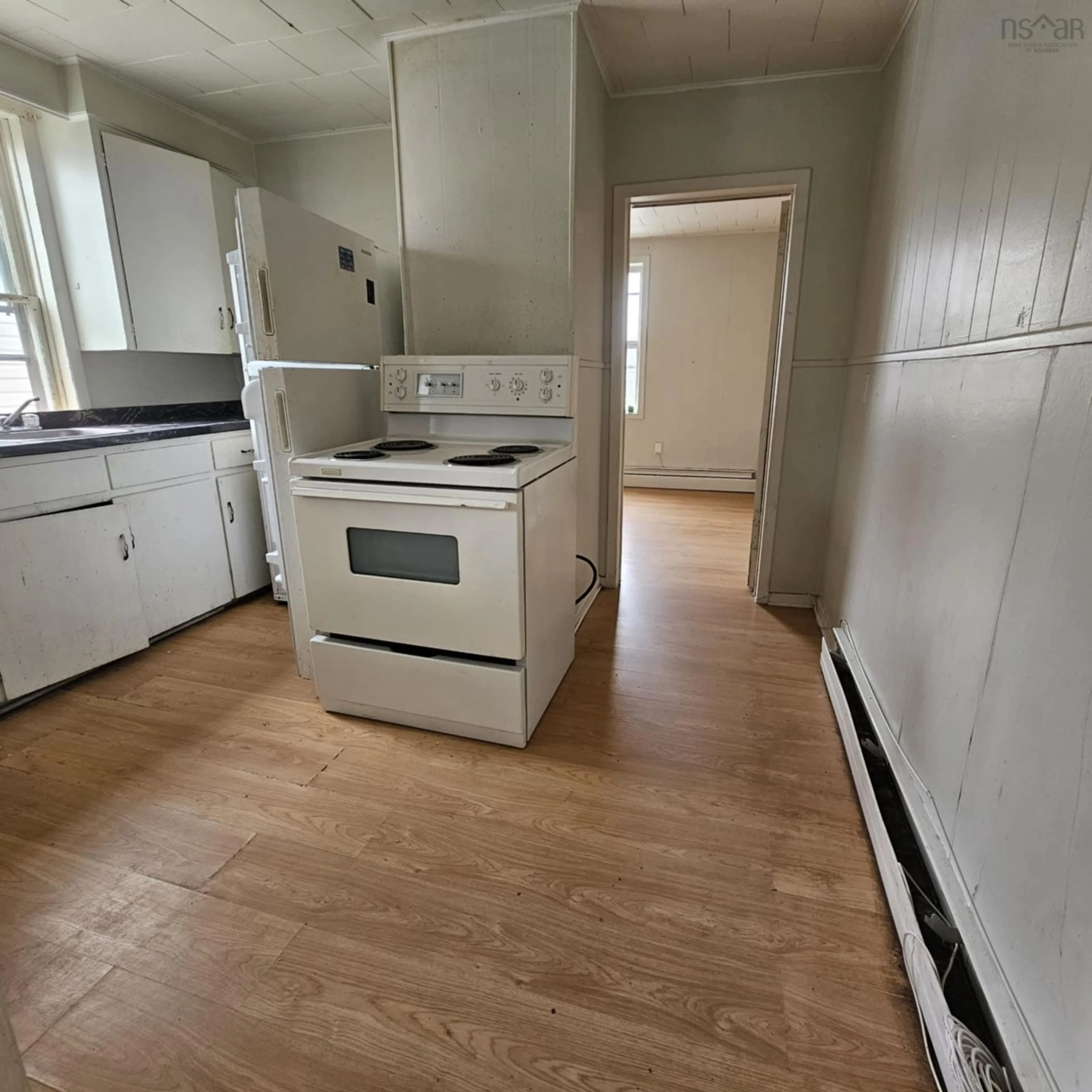 A pic of a room for 100 York St, Sydney Nova Scotia B1P 6B4