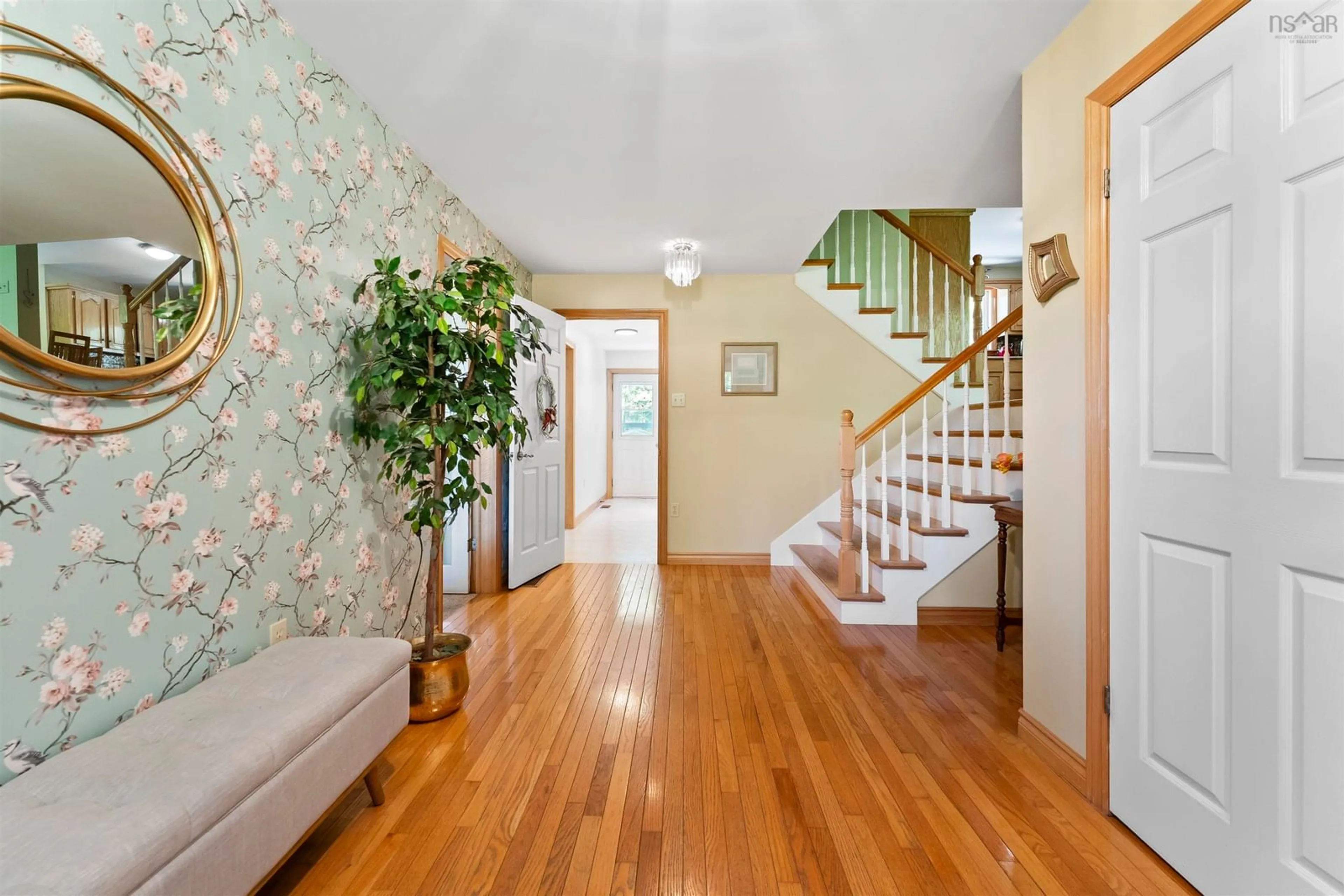 Indoor foyer for 19 Hudson Dr, Windsor Junction Nova Scotia B2T 1A4