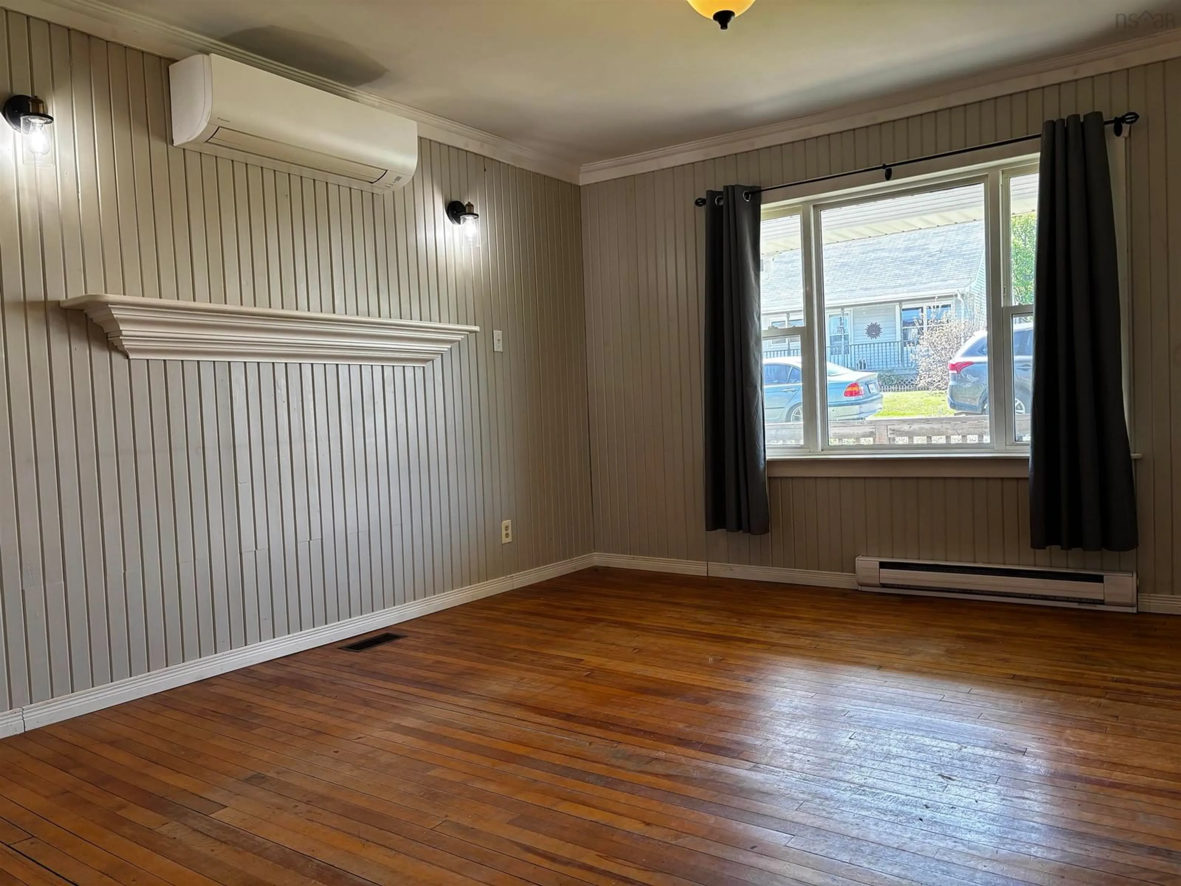 A pic of a room for 173 Poplar, Pictou Nova Scotia B0K 1H0