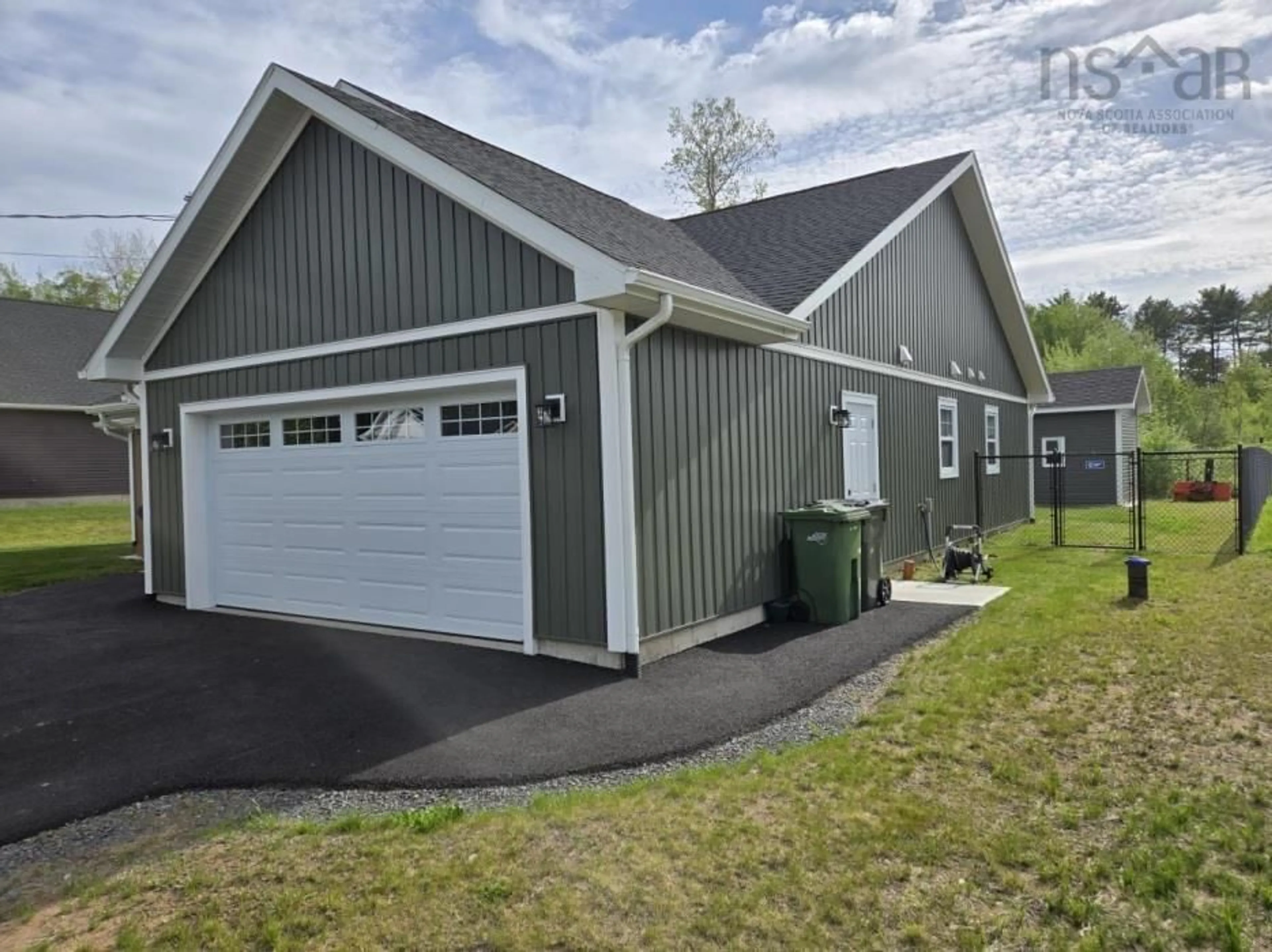 Home with vinyl exterior material, street for 1475 Milena, Coldbrook Nova Scotia B4R 1A1