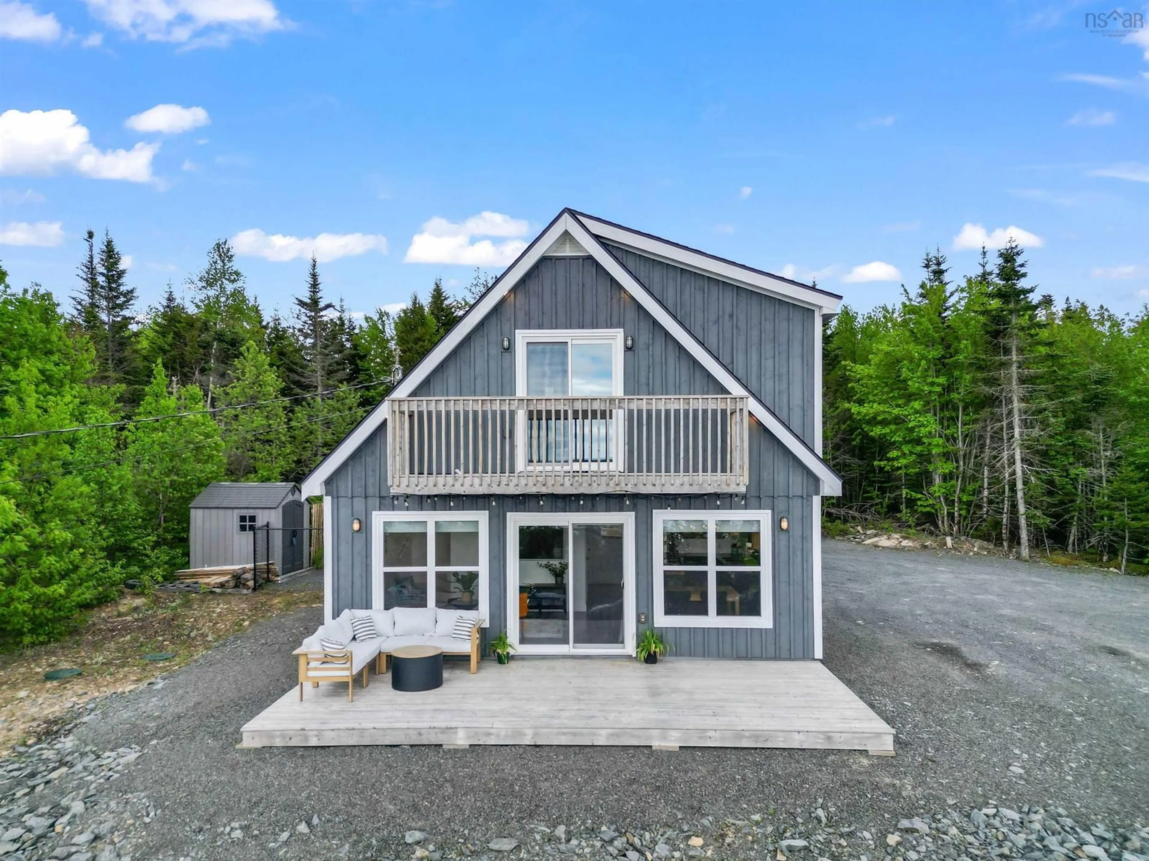 A pic from outside/outdoor area/front of a property/back of a property/a pic from drone, unknown for 11 Granite Pl, Mount Uniacke Nova Scotia B0N 1Z0