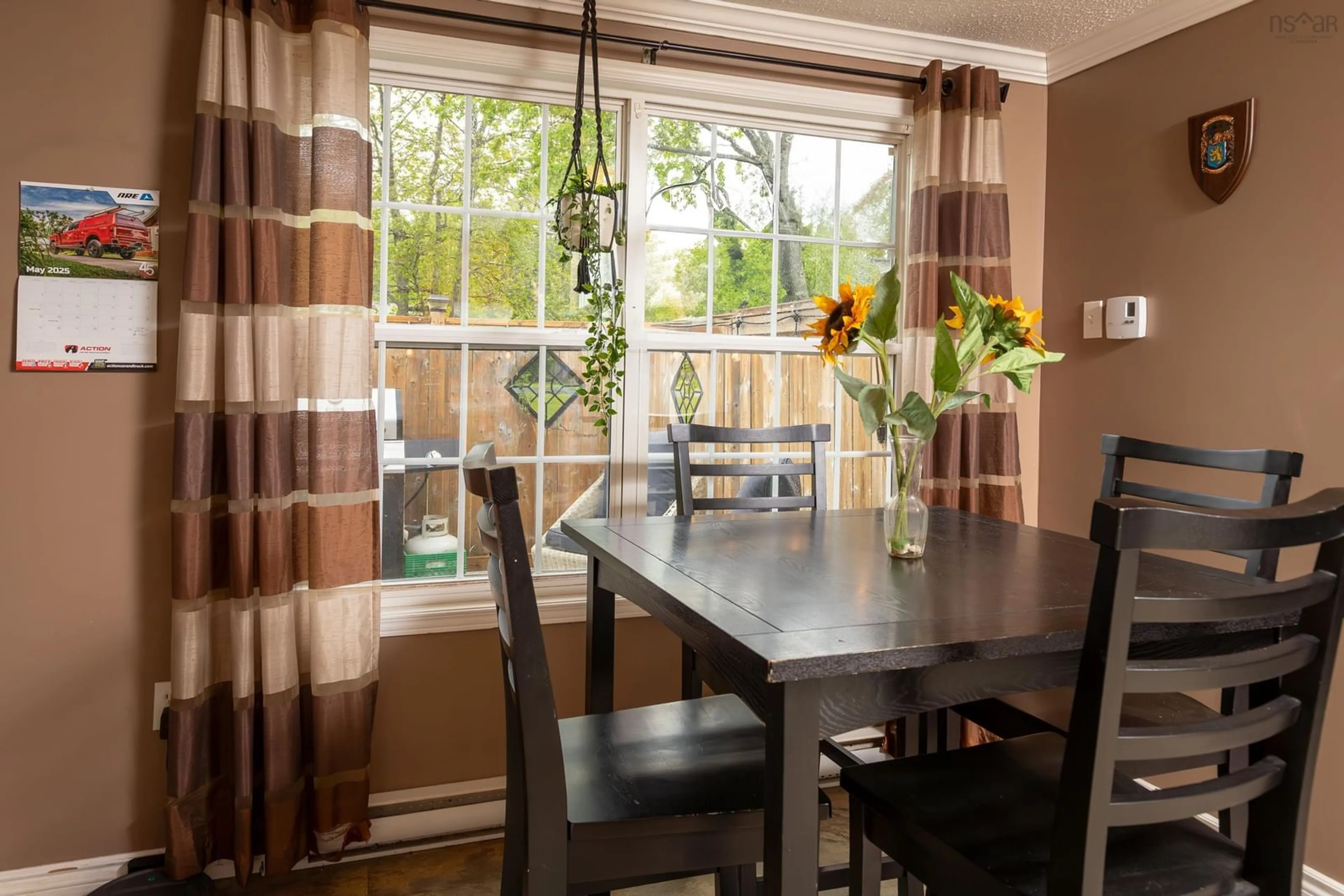 Dining room, wood/laminate floor for 170 Circle Dr, Lake Echo Nova Scotia B3E 1C1