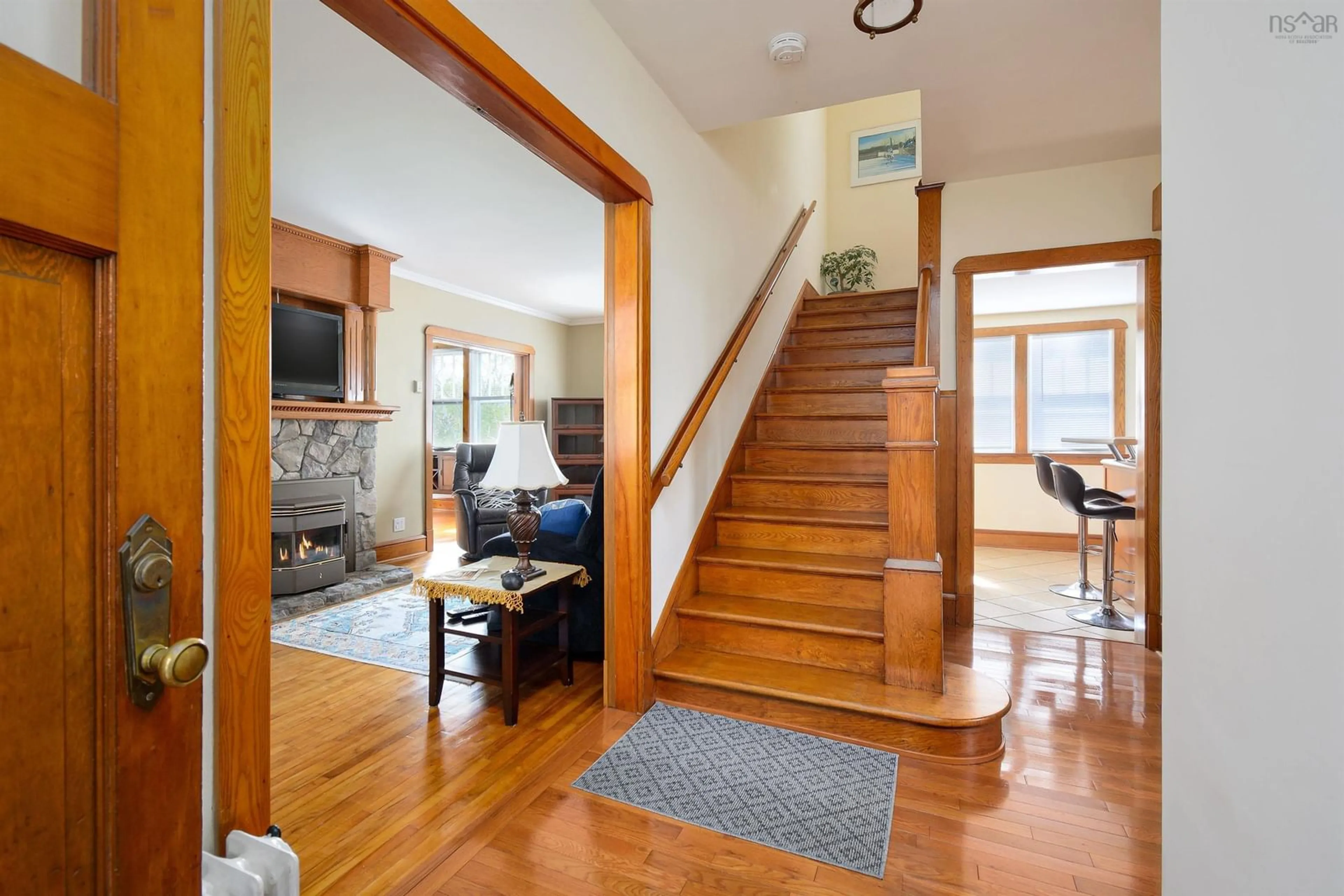 Indoor foyer for 142 Shandwick St, Sydney Nova Scotia B1P 4V6
