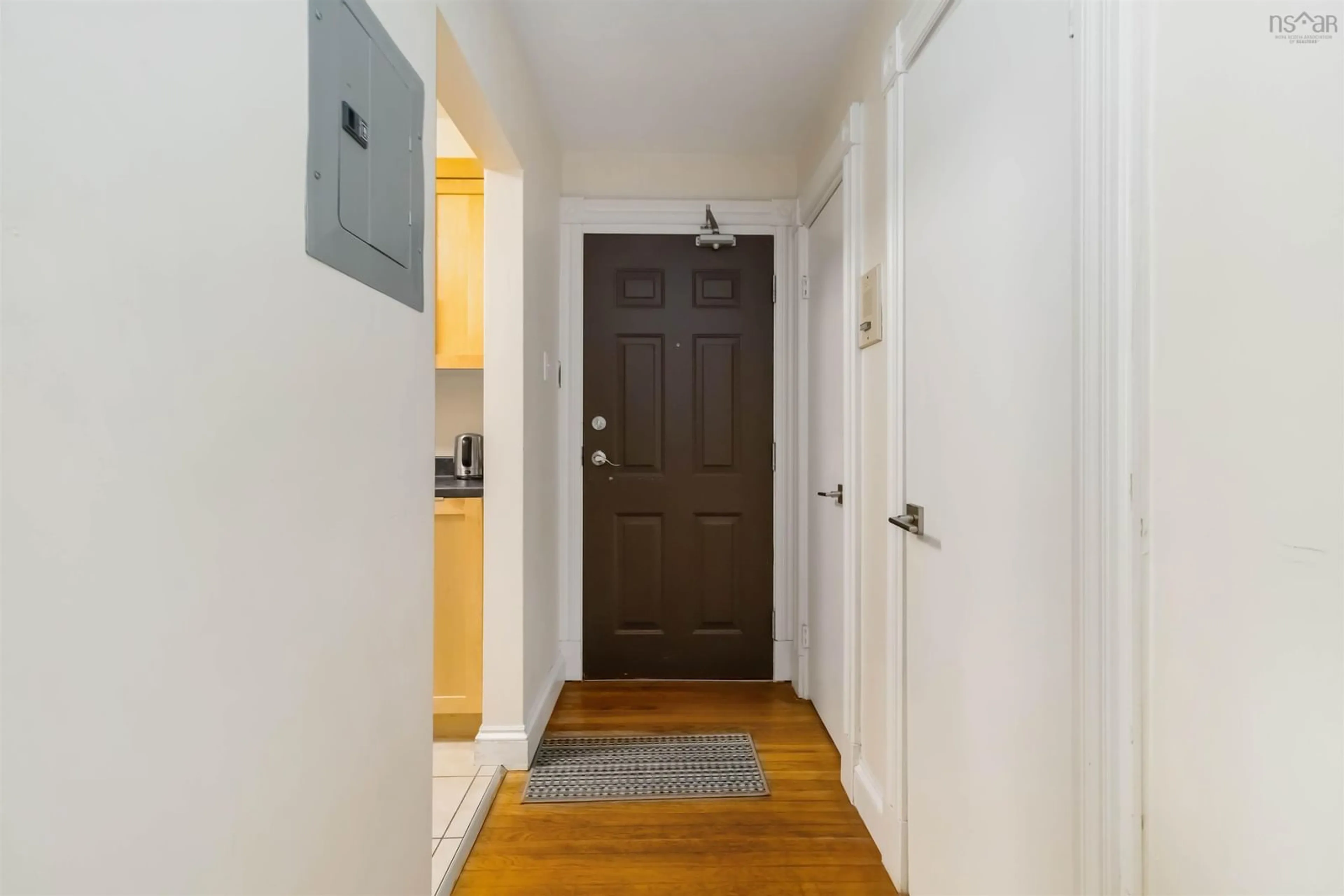 Indoor entryway for 1510 Lilac Street #32, South End Nova Scotia B3H 3W3
