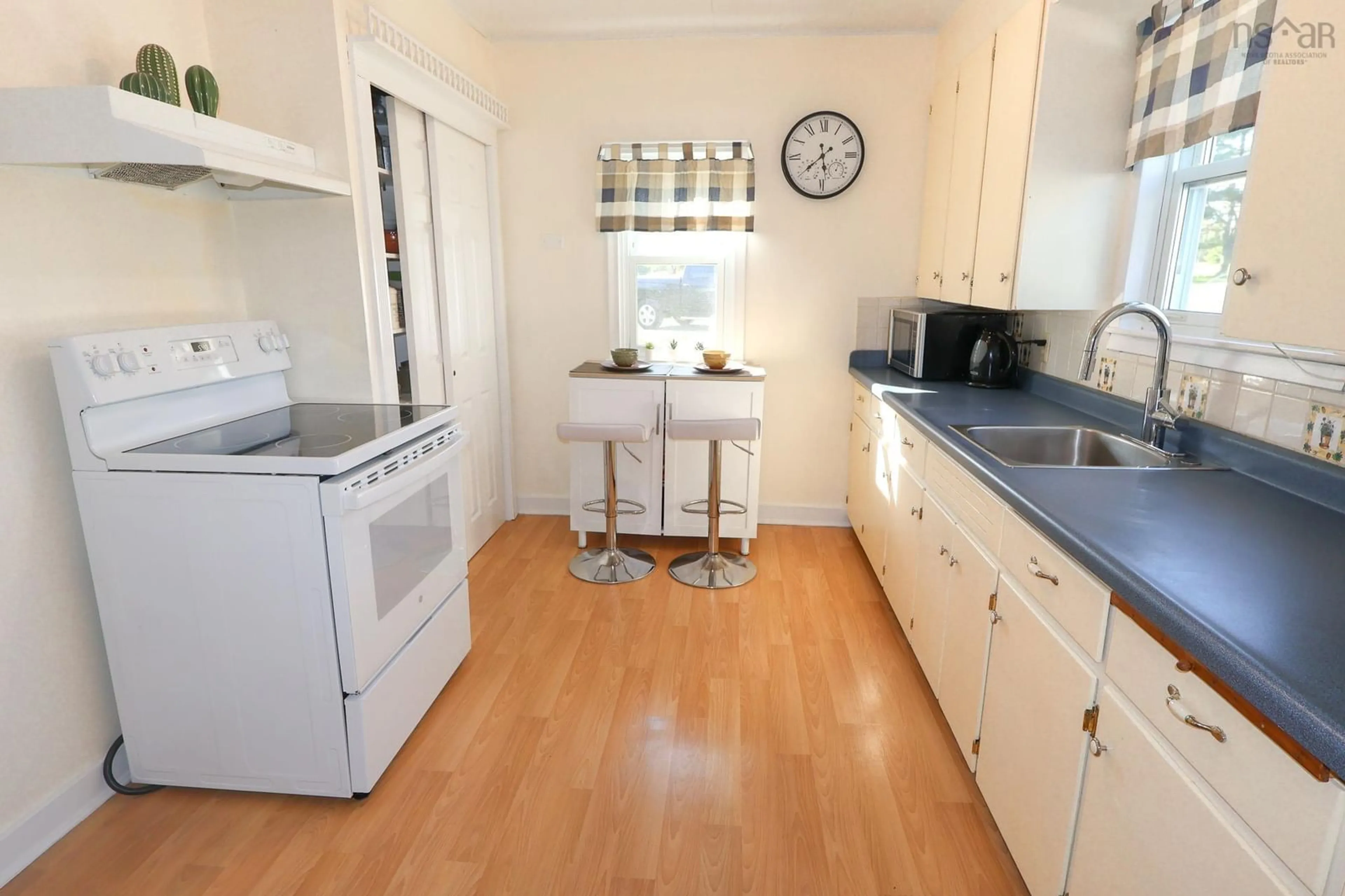 Standard kitchen, unknown for 500 Northwest Rd, Lilydale Nova Scotia B0J 2C0