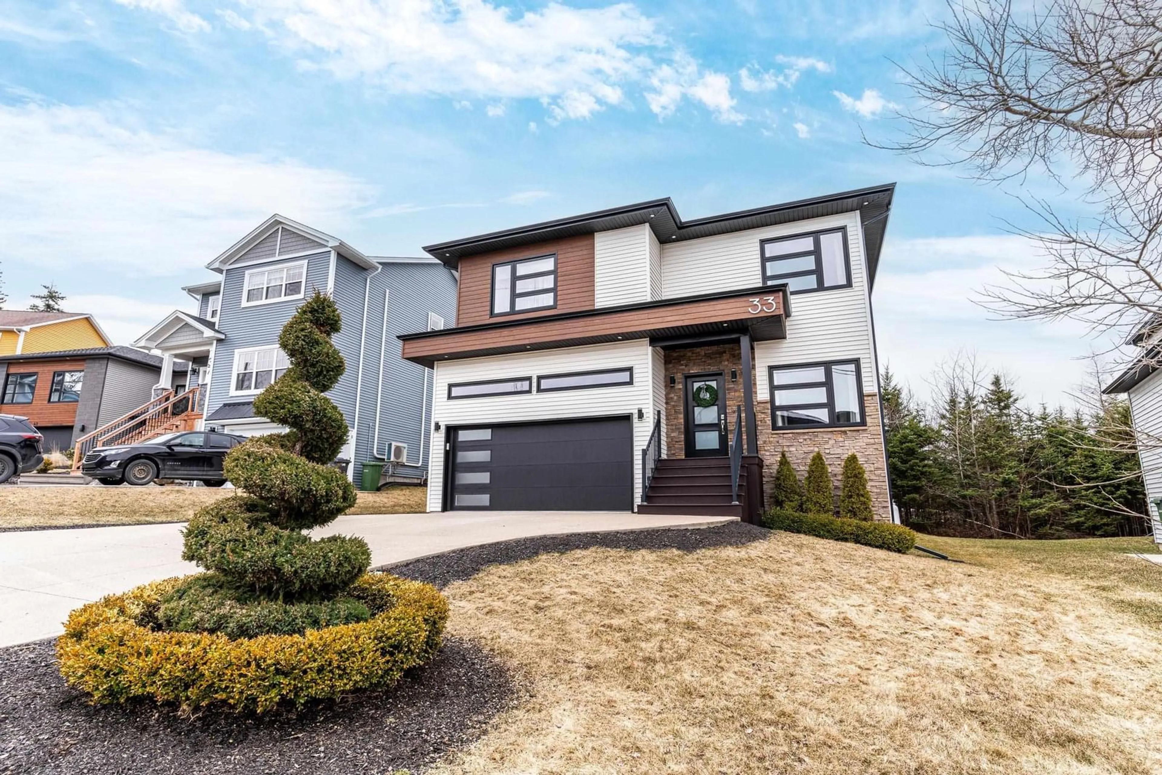 Home with vinyl exterior material, street for 33 Merlot Crt, Timberlea Nova Scotia B3T 0C2