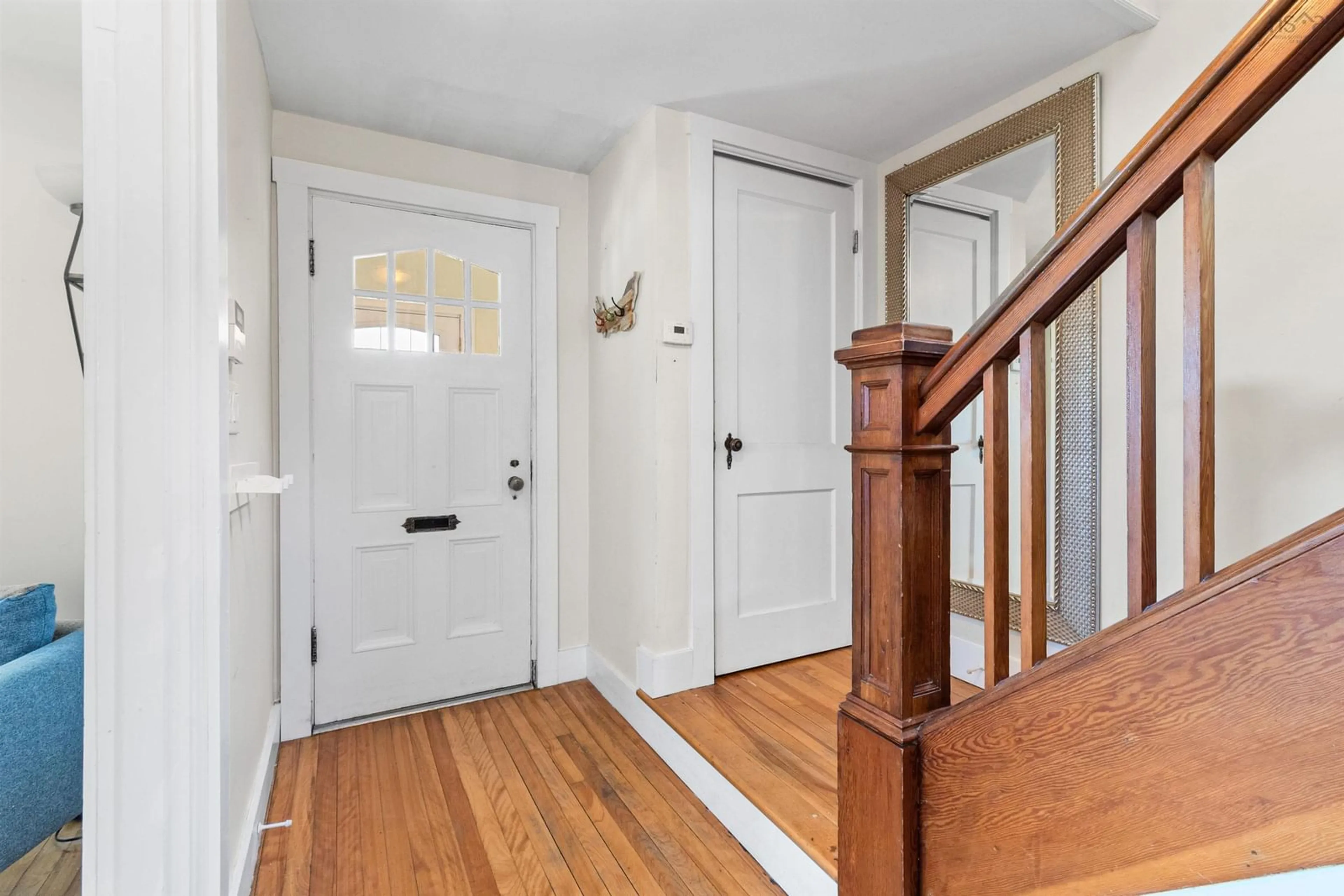 Indoor entryway for 25 Winchester Ave, Halifax Nova Scotia B3P 2C9