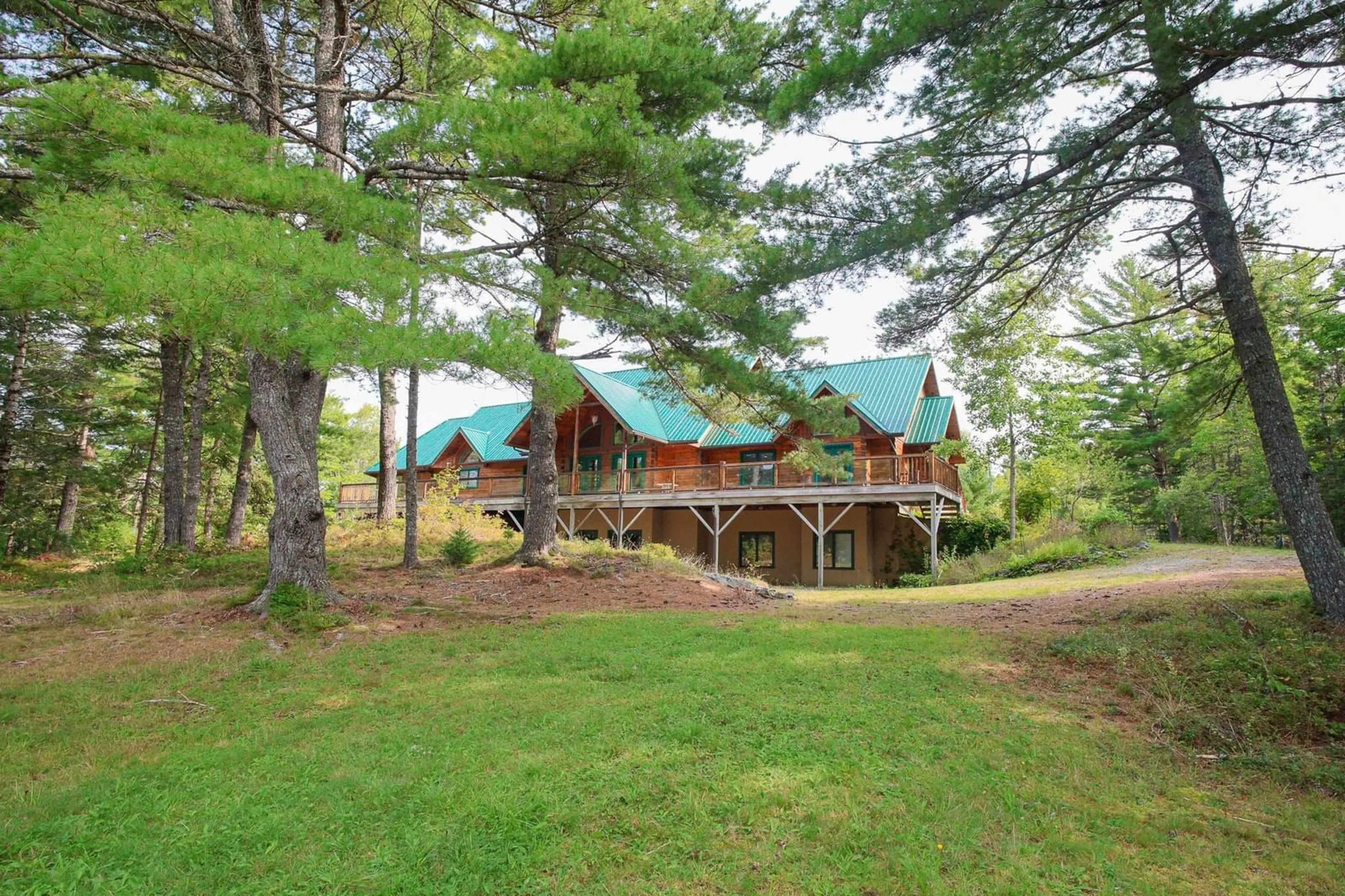 A pic from outside/outdoor area/front of a property/back of a property/a pic from drone, unknown for 1591 Newburne Rd, Newburne Nova Scotia B0R 1A0