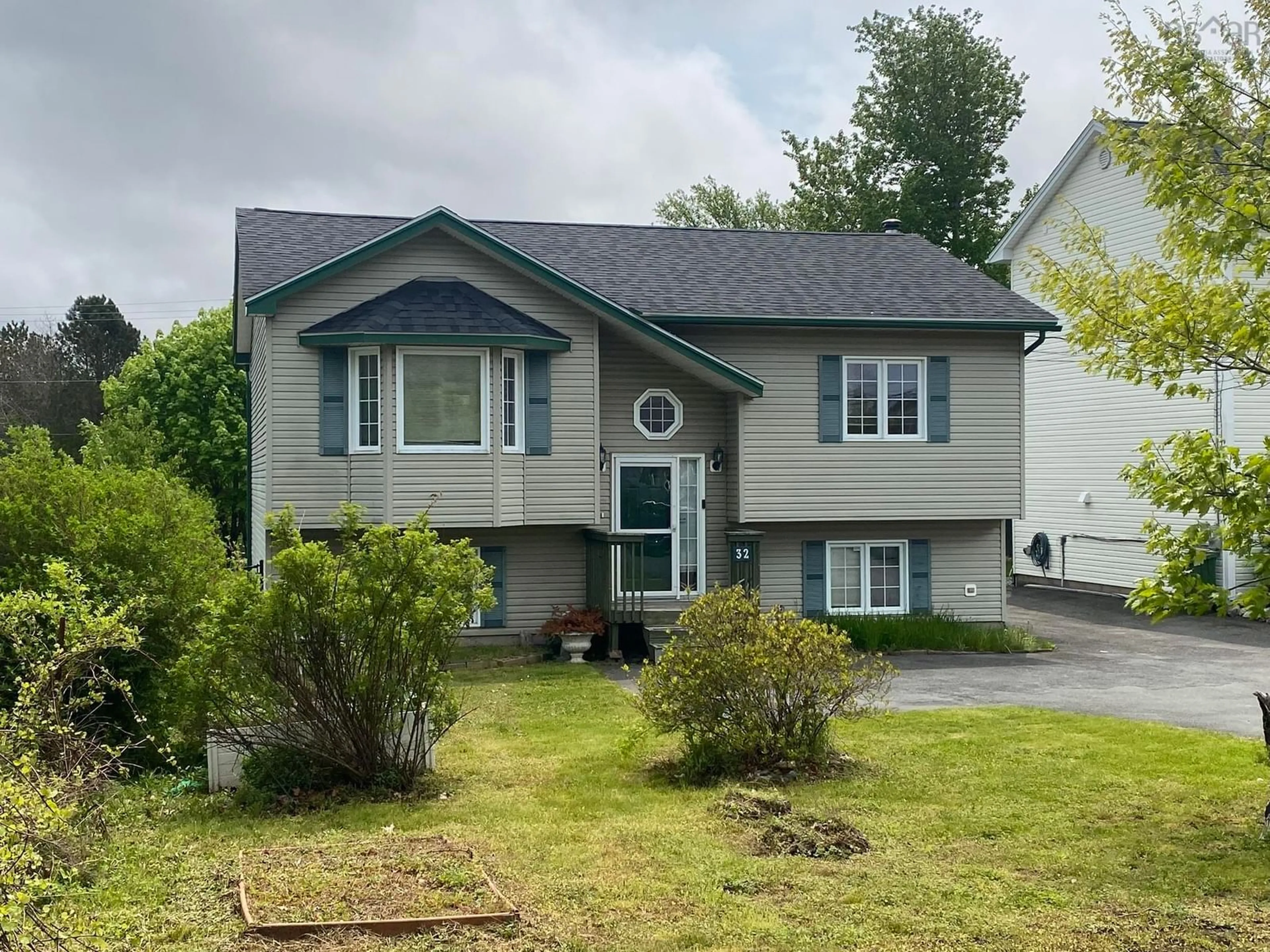Home with vinyl exterior material, street for 32 James St, Timberlea Nova Scotia B3T 1G9