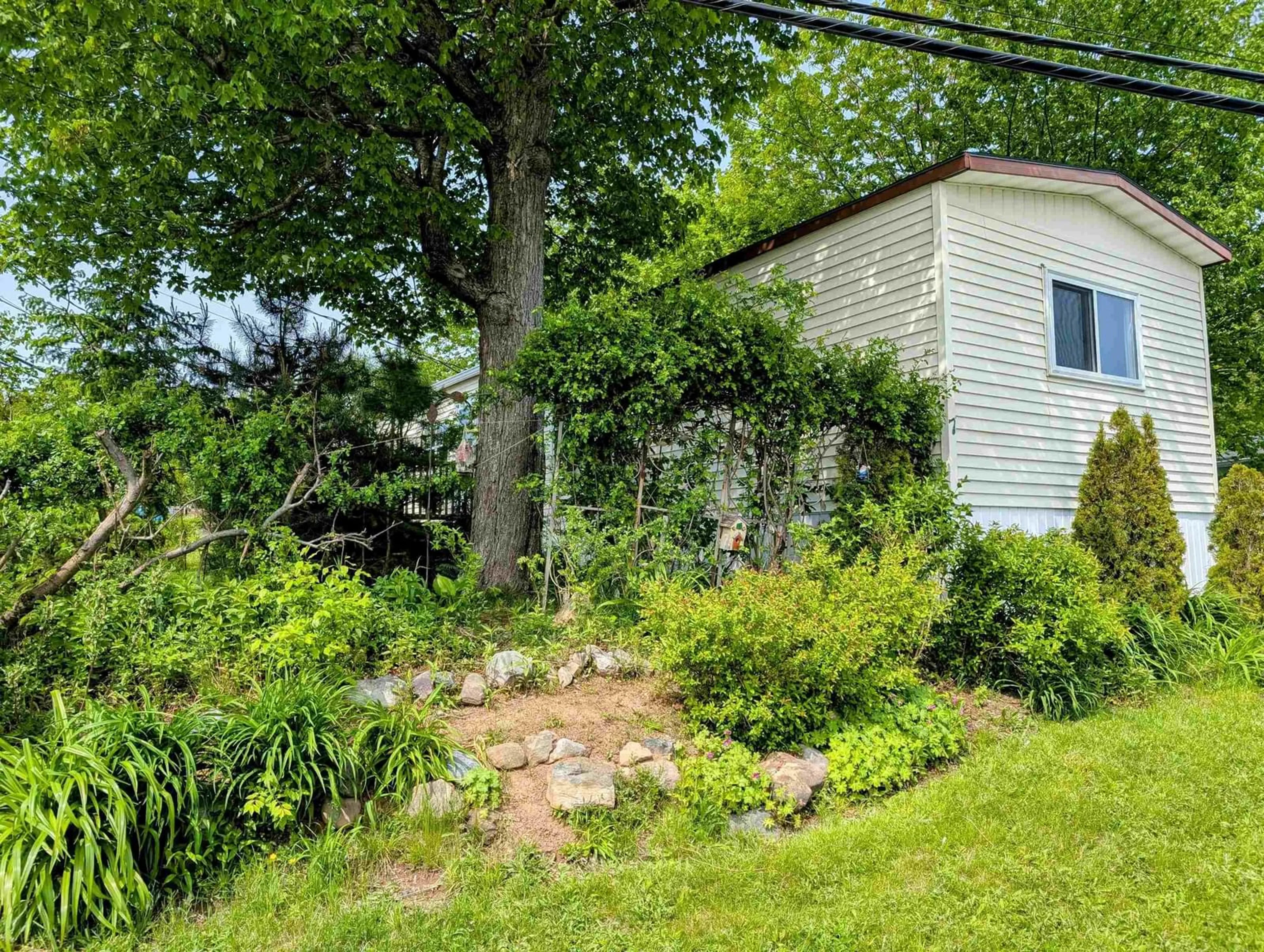 Shed for 7 Manor Dr, Lower Sackville Nova Scotia B4C 2N9