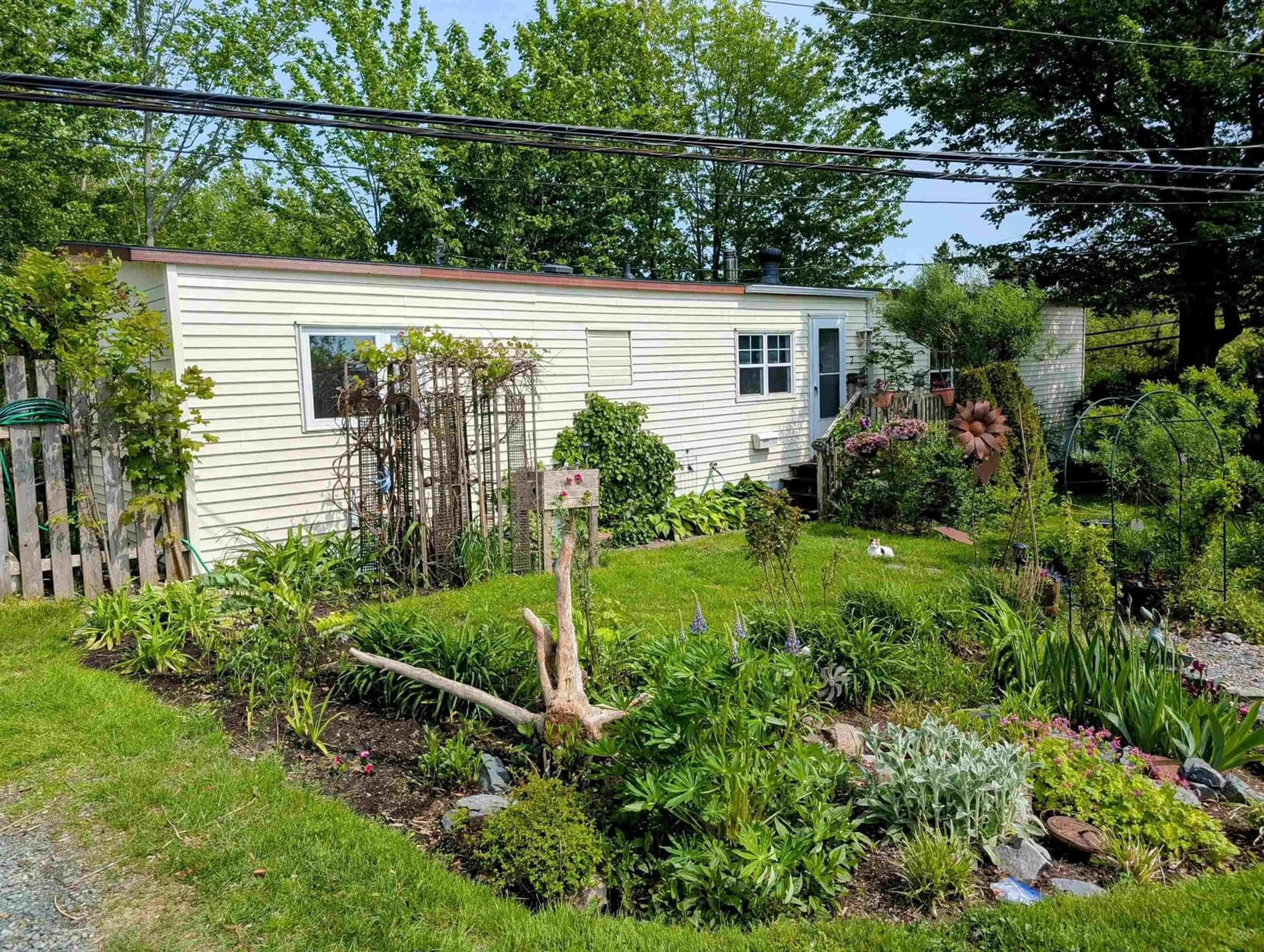 Shed for 7 Manor Dr, Lower Sackville Nova Scotia B4C 2N9