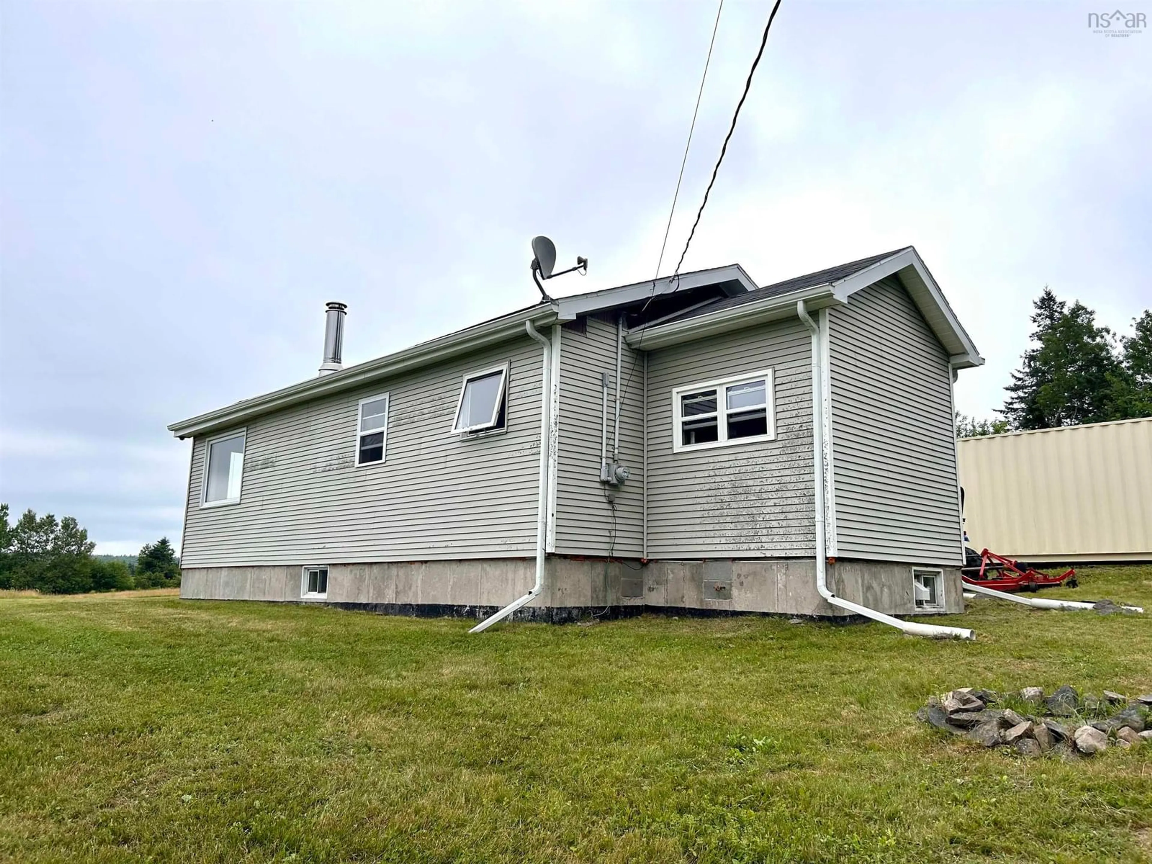 A pic from outside/outdoor area/front of a property/back of a property/a pic from drone, building for 200 Gilroy Rd, Leamington Nova Scotia B0M 1X0
