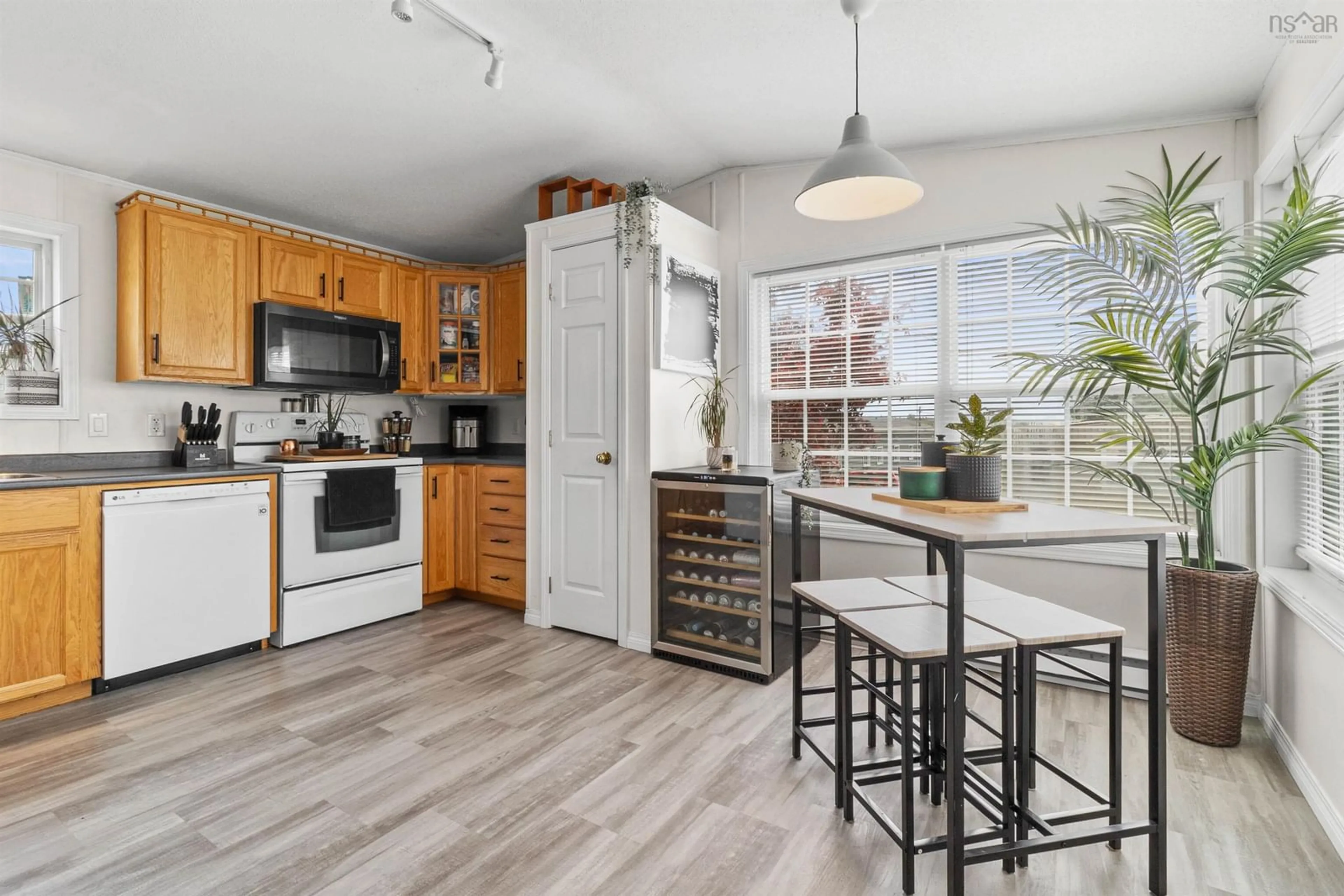 Open concept kitchen, unknown for 41 Earleton Ave, Dartmouth Nova Scotia B2Y 2A6