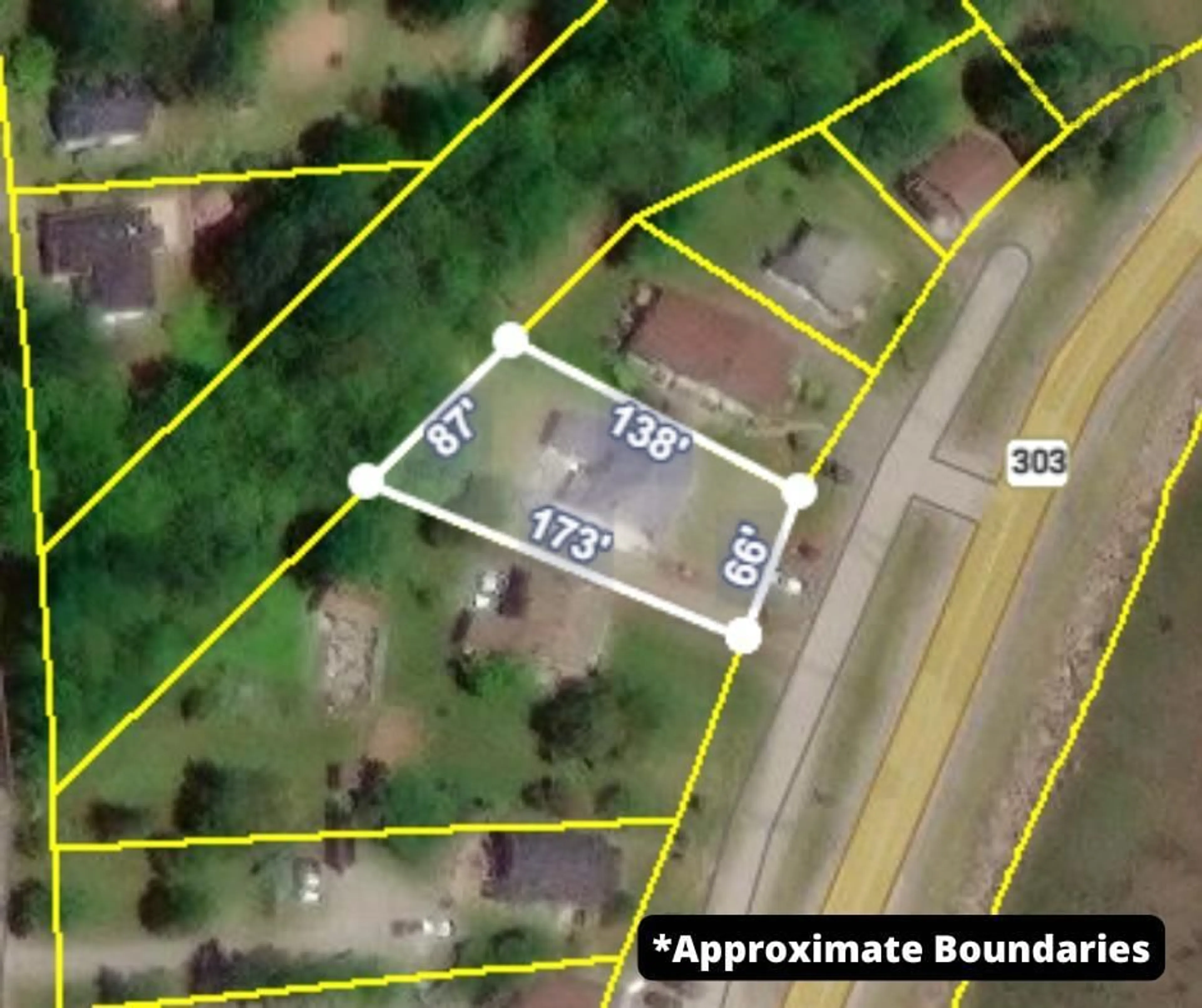 A pic from outside/outdoor area/front of a property/back of a property/a pic from drone, building for 9 Shore Rd, Digby Nova Scotia B0V 1A0