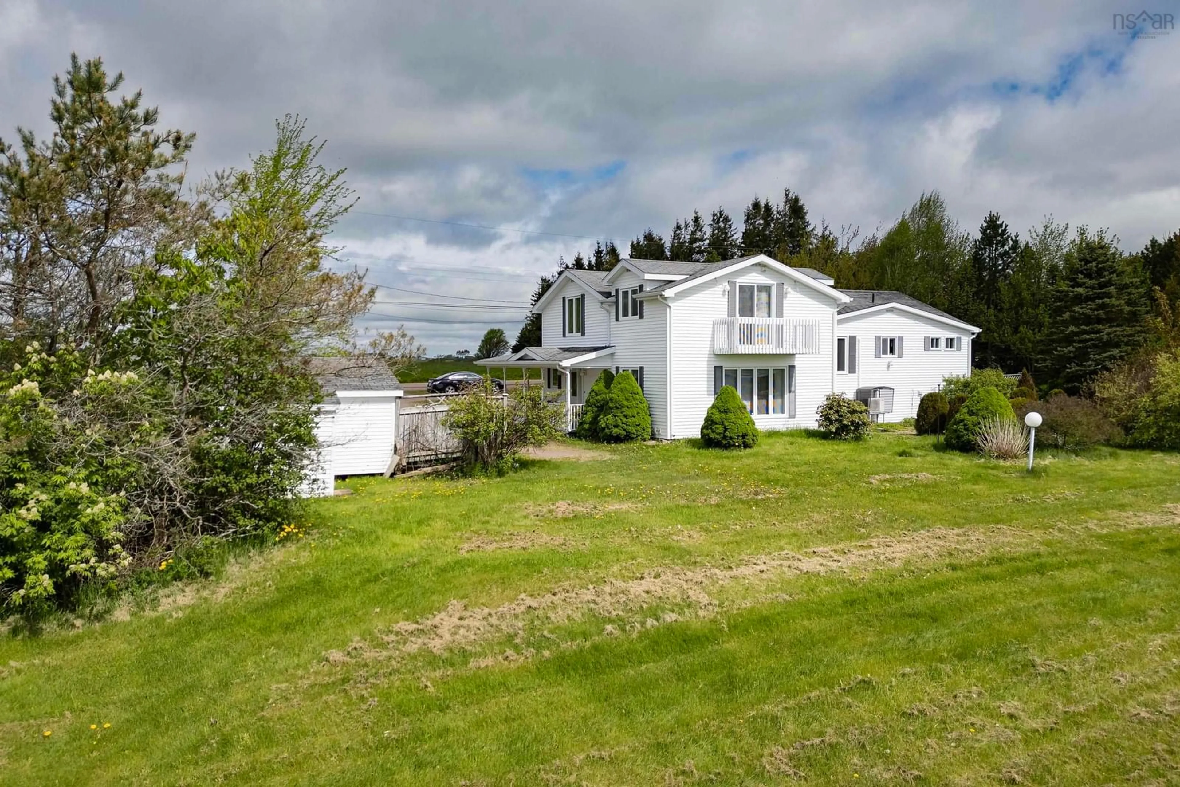 A pic from outside/outdoor area/front of a property/back of a property/a pic from drone, unknown for 1660 Fort Lawrence Rd, Fort Lawrence Nova Scotia B4H 3Y5