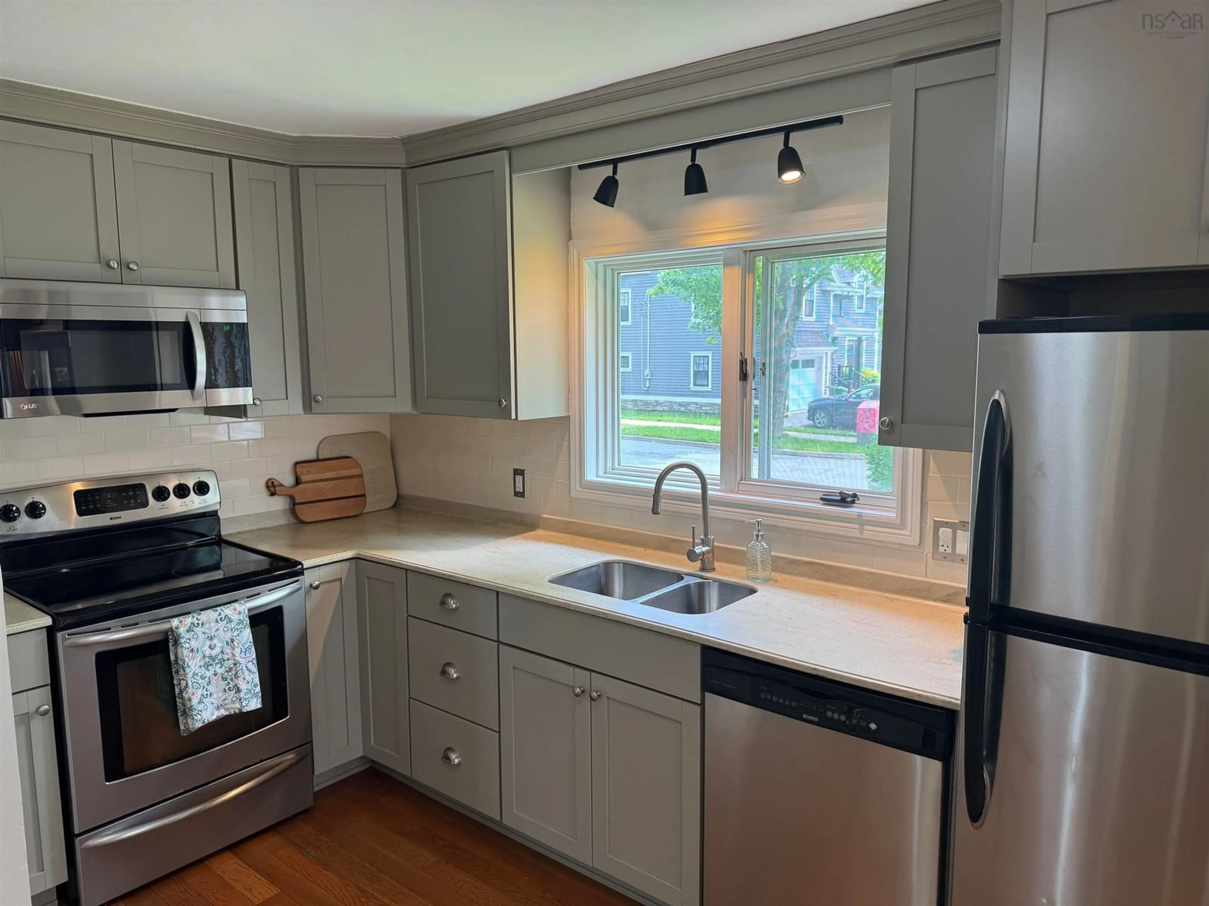 Unknown for 6755 Peter Lowe Ave, Halifax Nova Scotia B3L 1Y7