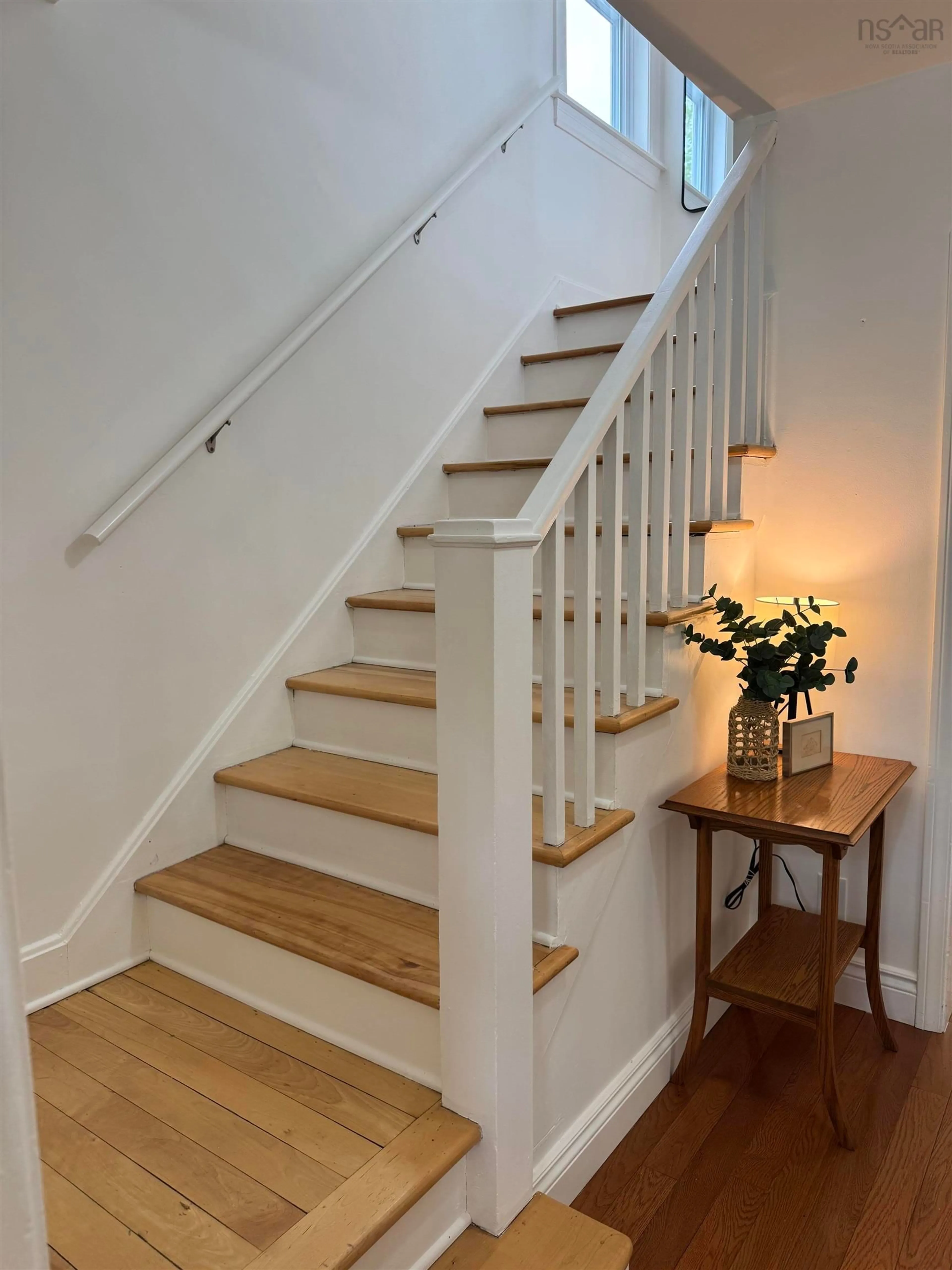 Stairs for 6755 Peter Lowe Ave, Halifax Nova Scotia B3L 1Y7