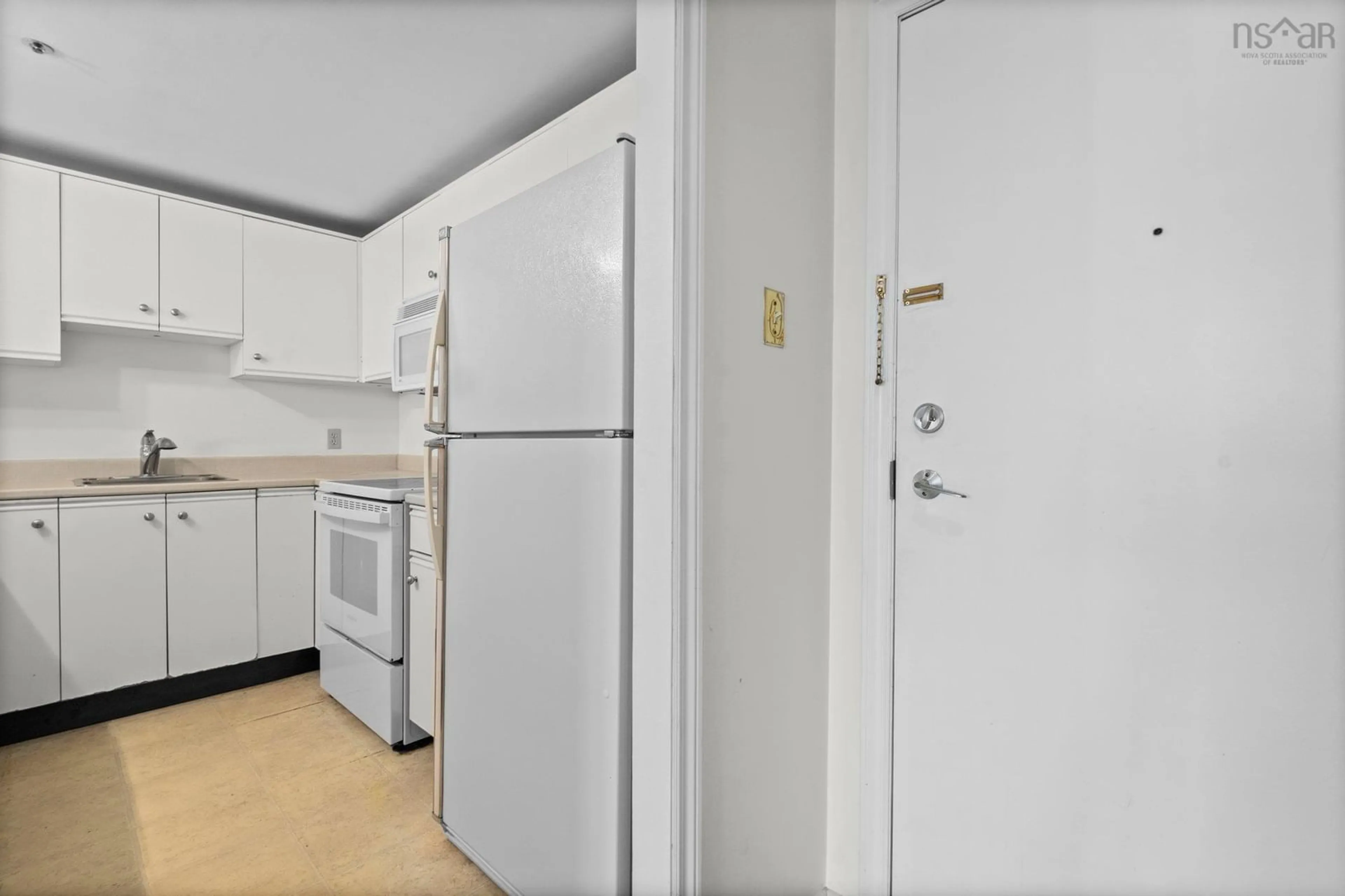 Standard kitchen, unknown for 1326 Lower Water St #316, Halifax Nova Scotia B3J 3R3