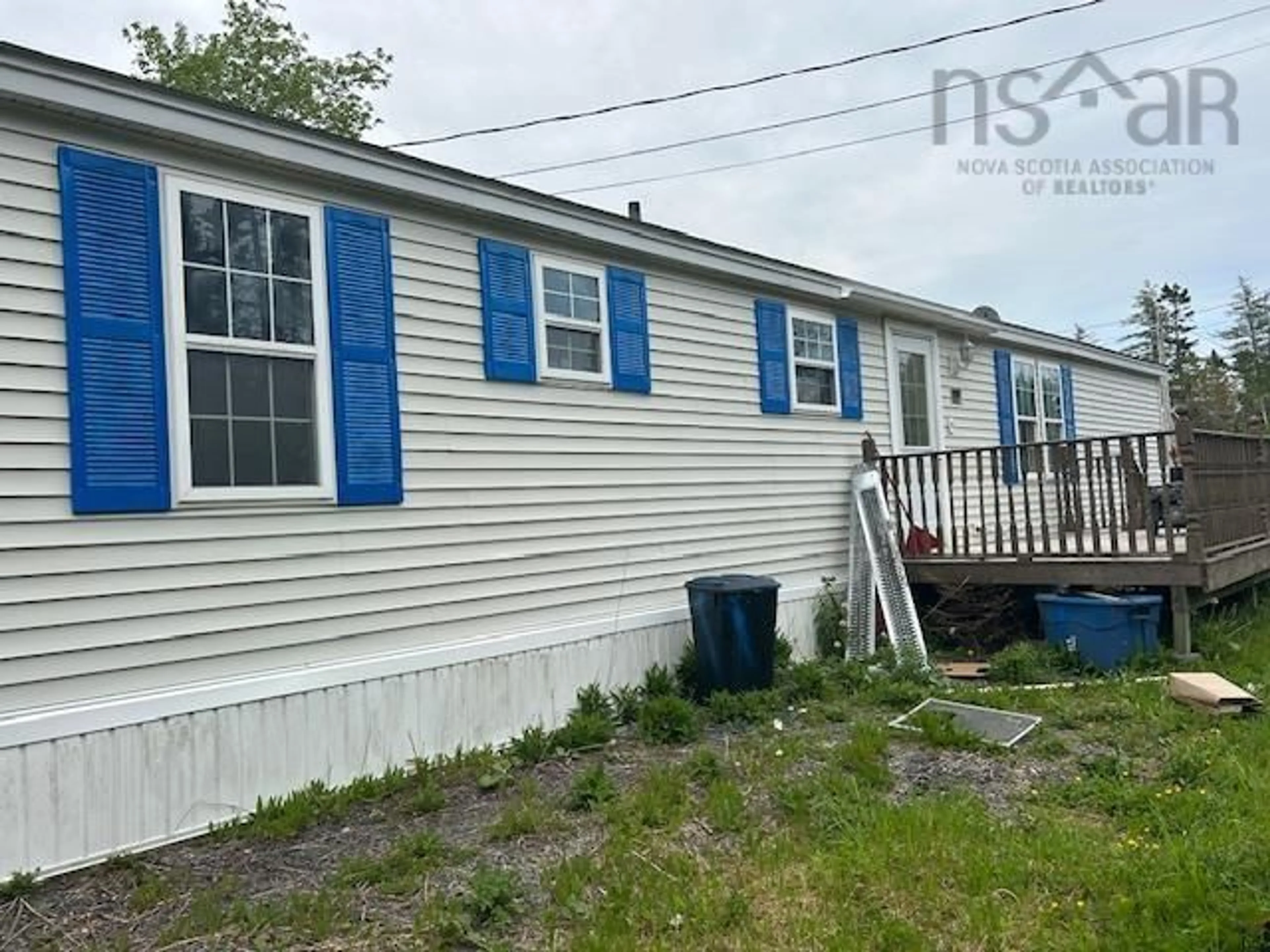 Home with vinyl exterior material, unknown for 12 Burt Ave, Louisdale Nova Scotia B0E 1V0