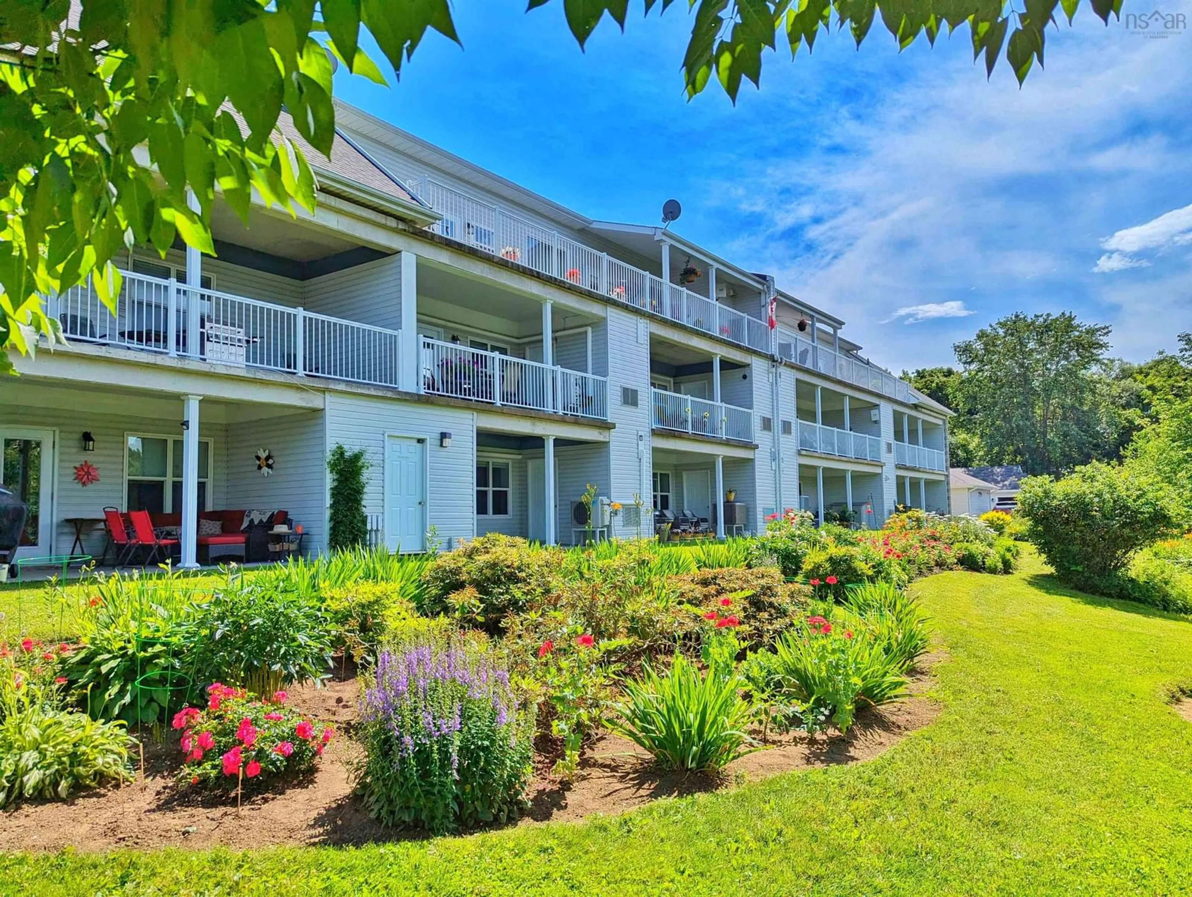 Patio, water/lake/river/ocean view for 42 Bigelow St #302, Wolfville Nova Scotia B4P 0A4