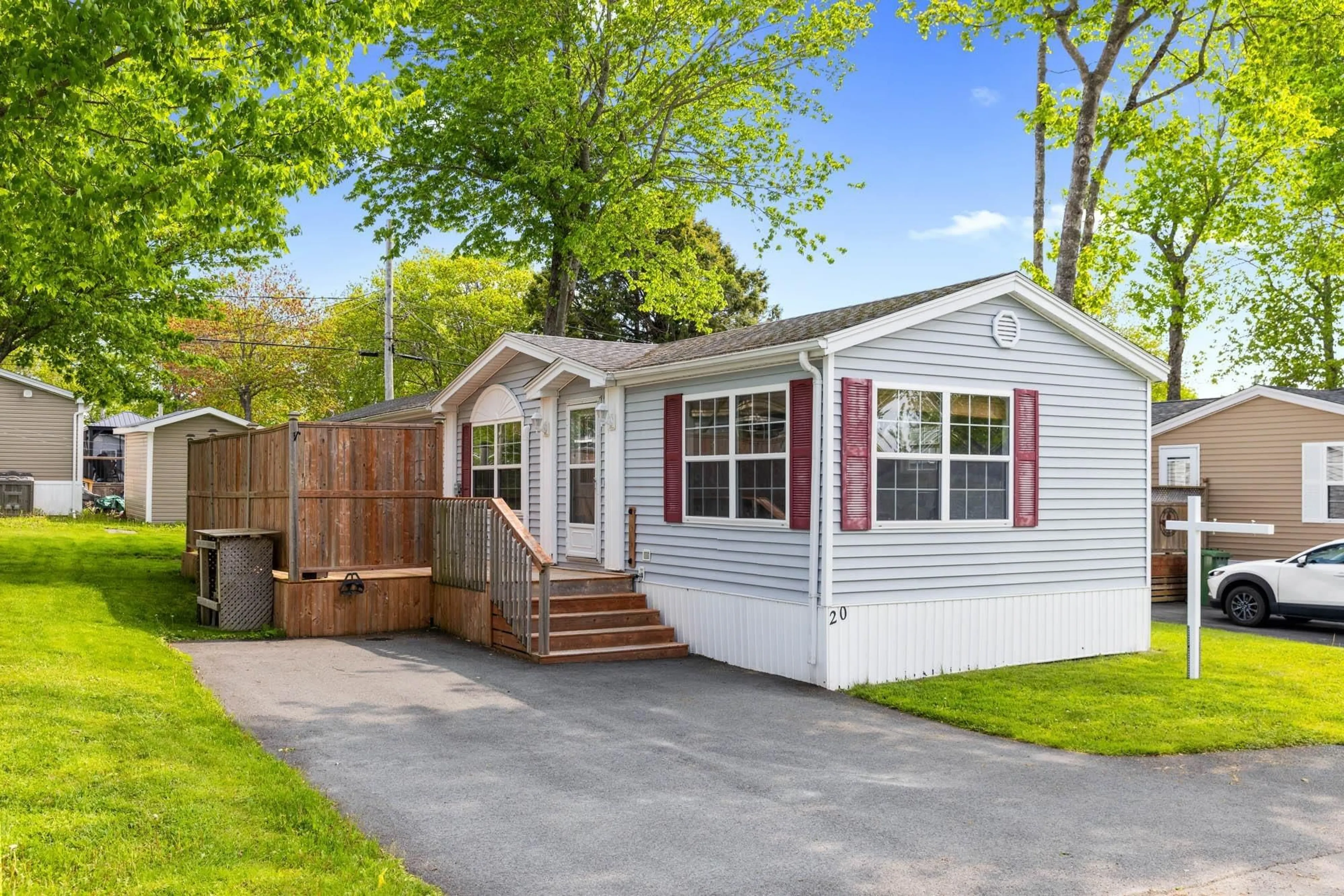 Home with vinyl exterior material, street for 20 Seventh St, Lucasville Nova Scotia B4B 1R6