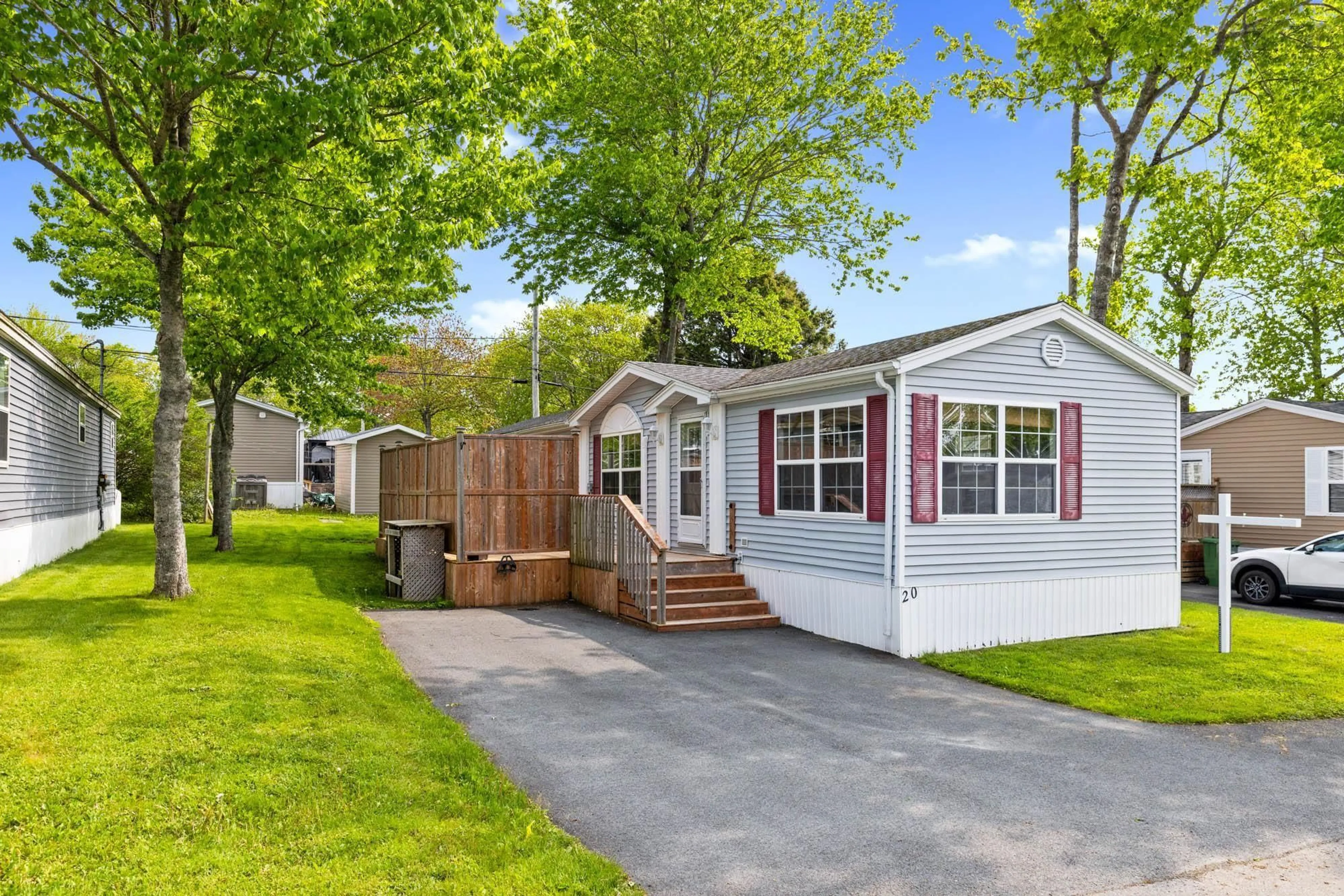 Home with vinyl exterior material, street for 20 Seventh St, Lucasville Nova Scotia B4B 1R6
