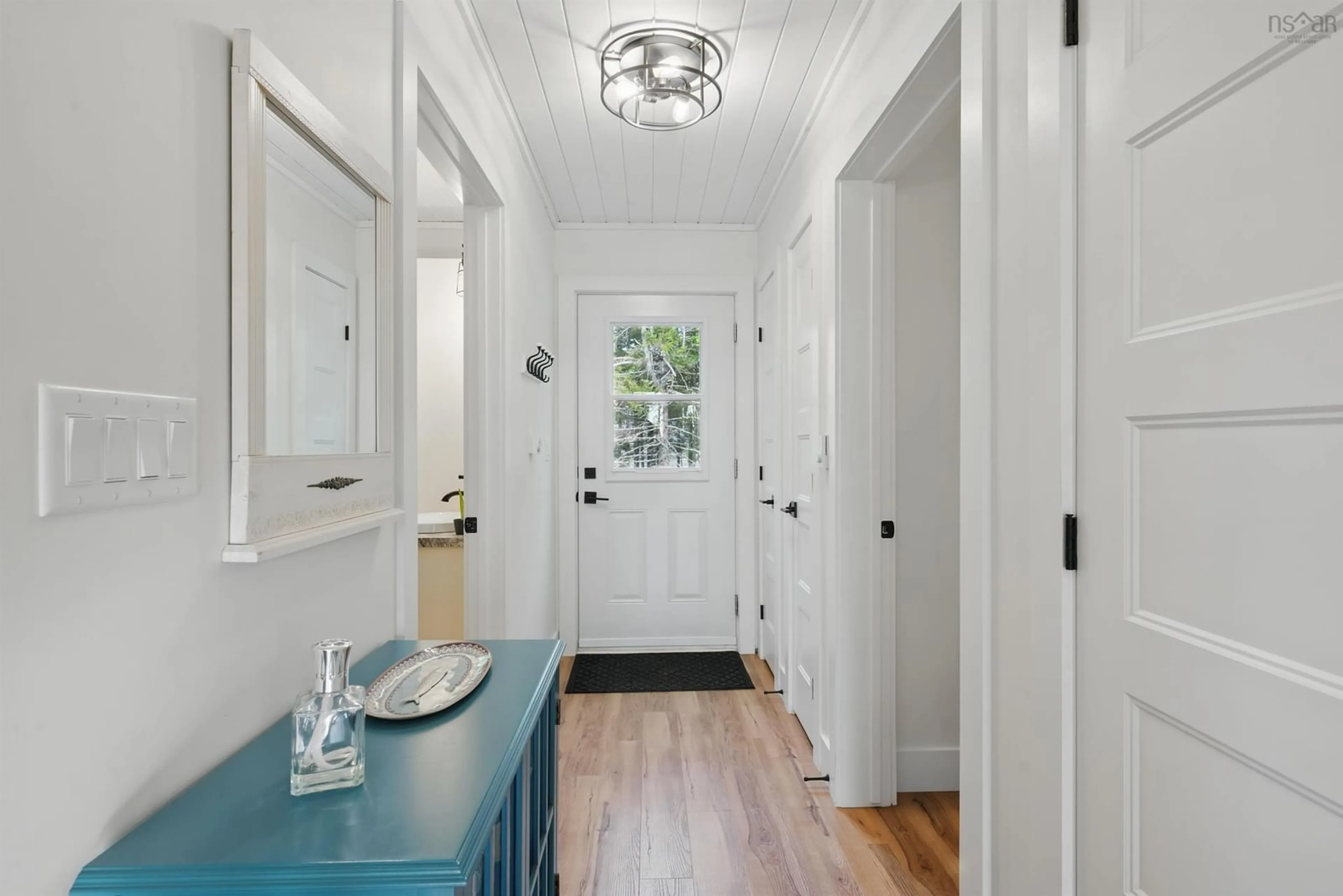 Indoor entryway for 18 Grandview Terr, East Uniacke Nova Scotia B0N 1Z0