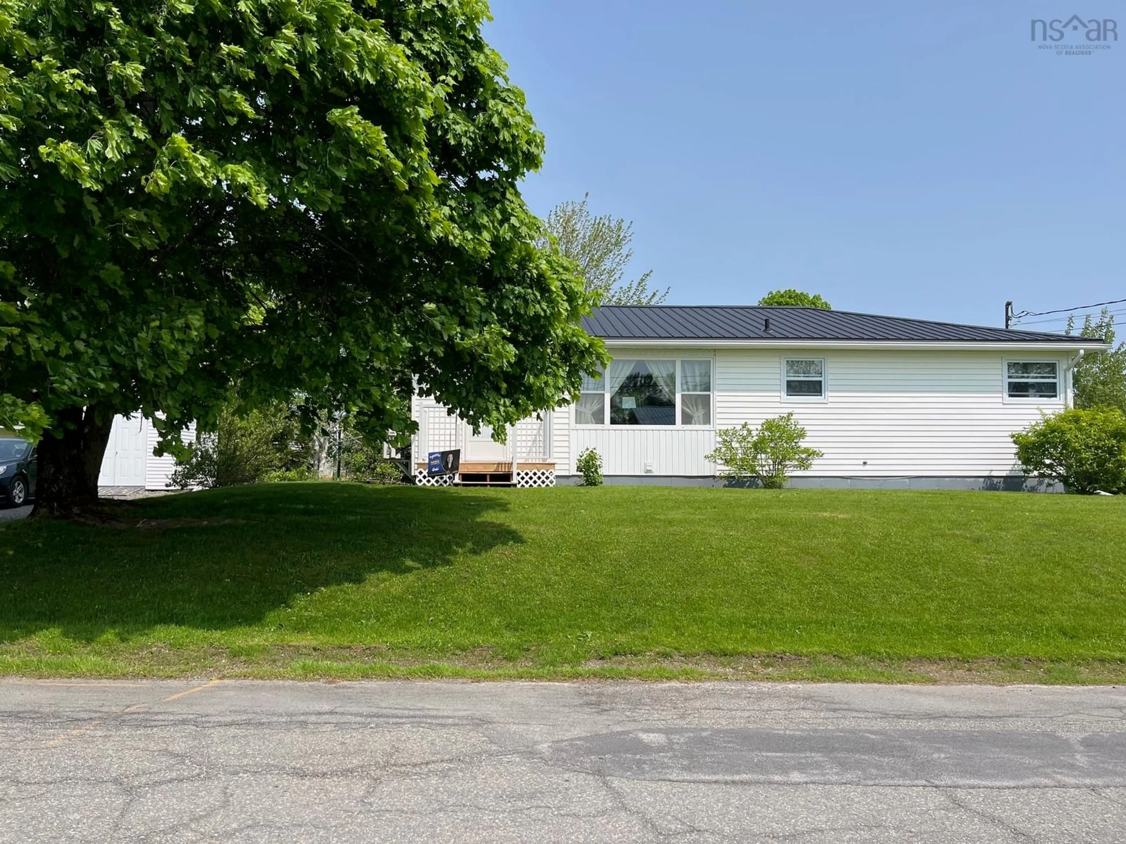 Unknown for 2032 Prince Albert St, Westville Nova Scotia B0K 2A0