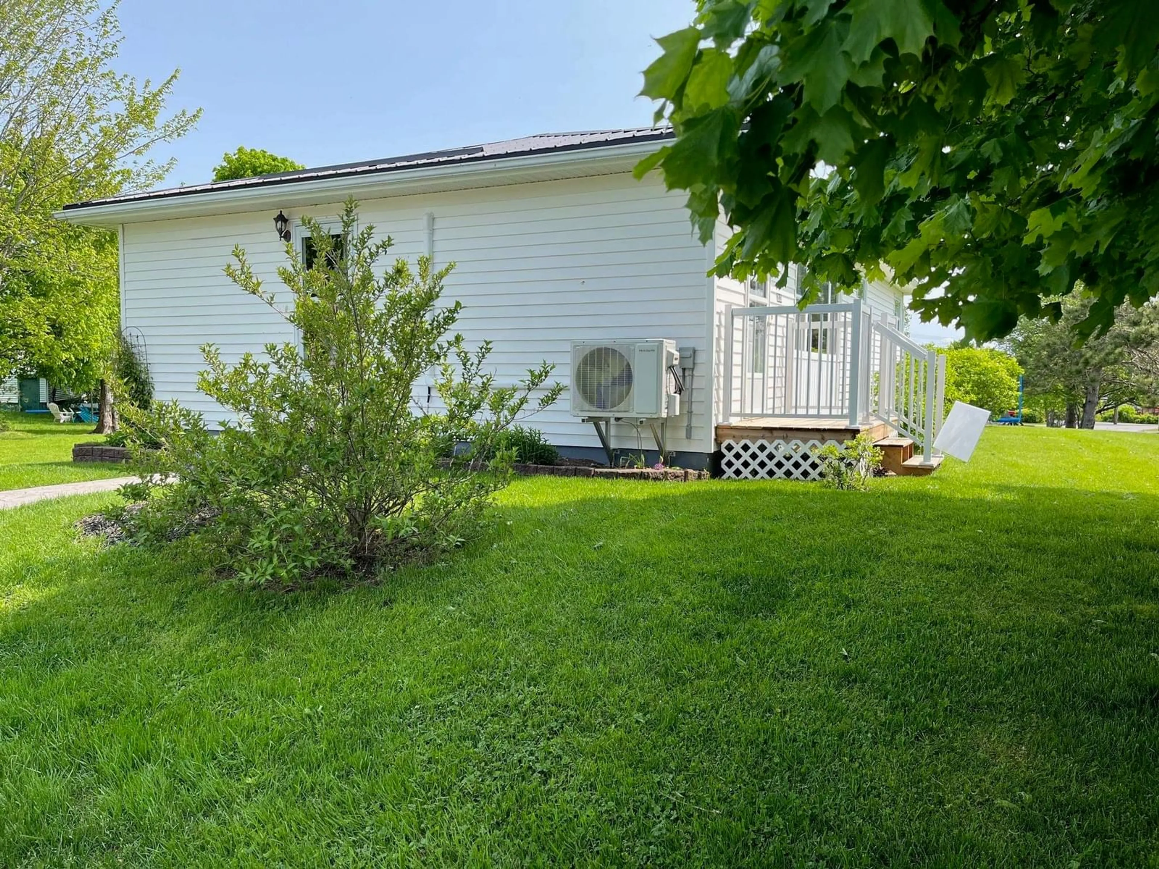 Unknown for 2032 Prince Albert St, Westville Nova Scotia B0K 2A0