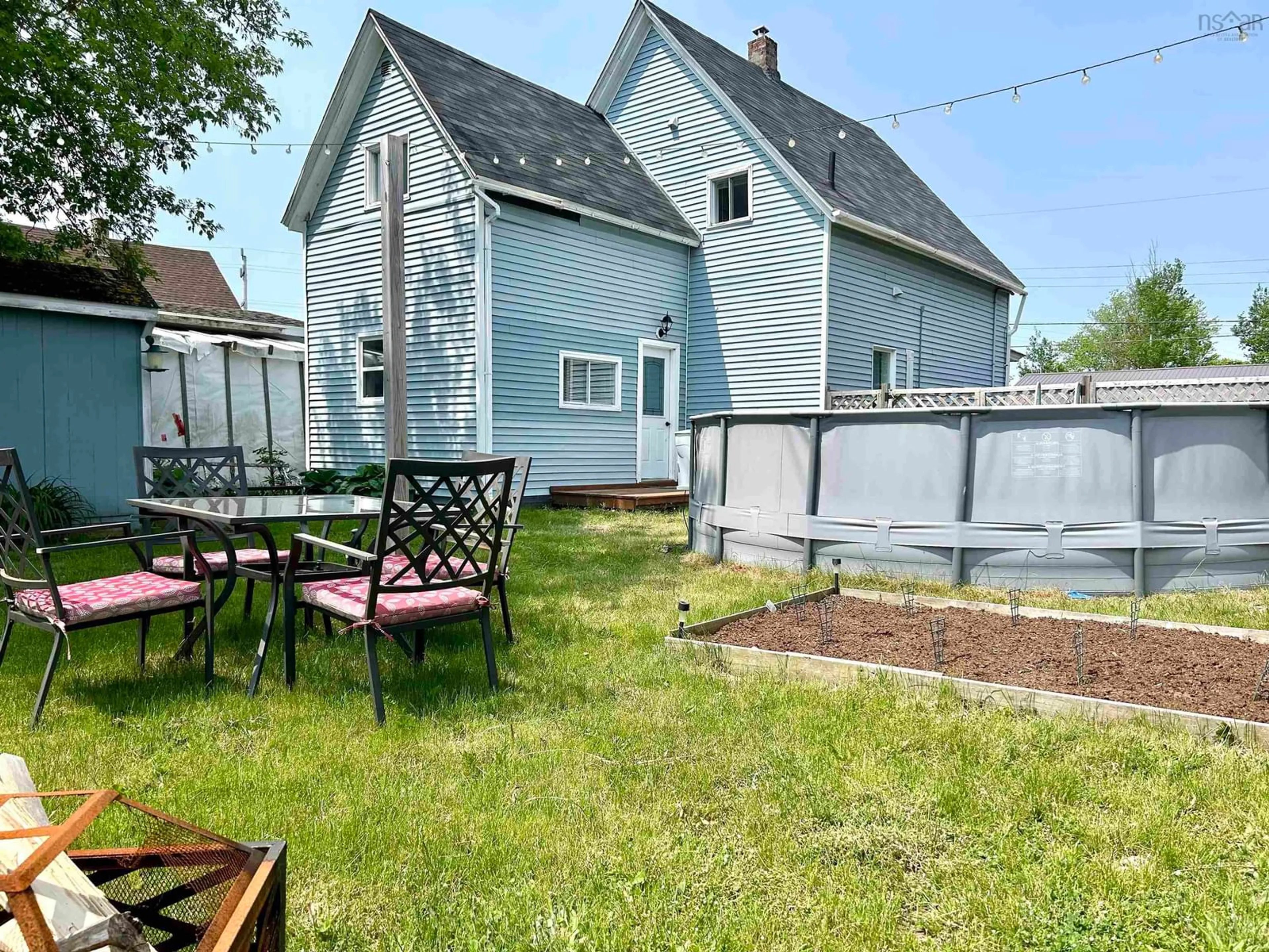 Unknown for 18 Mill Ave, Amherst Nova Scotia B4H 1E1