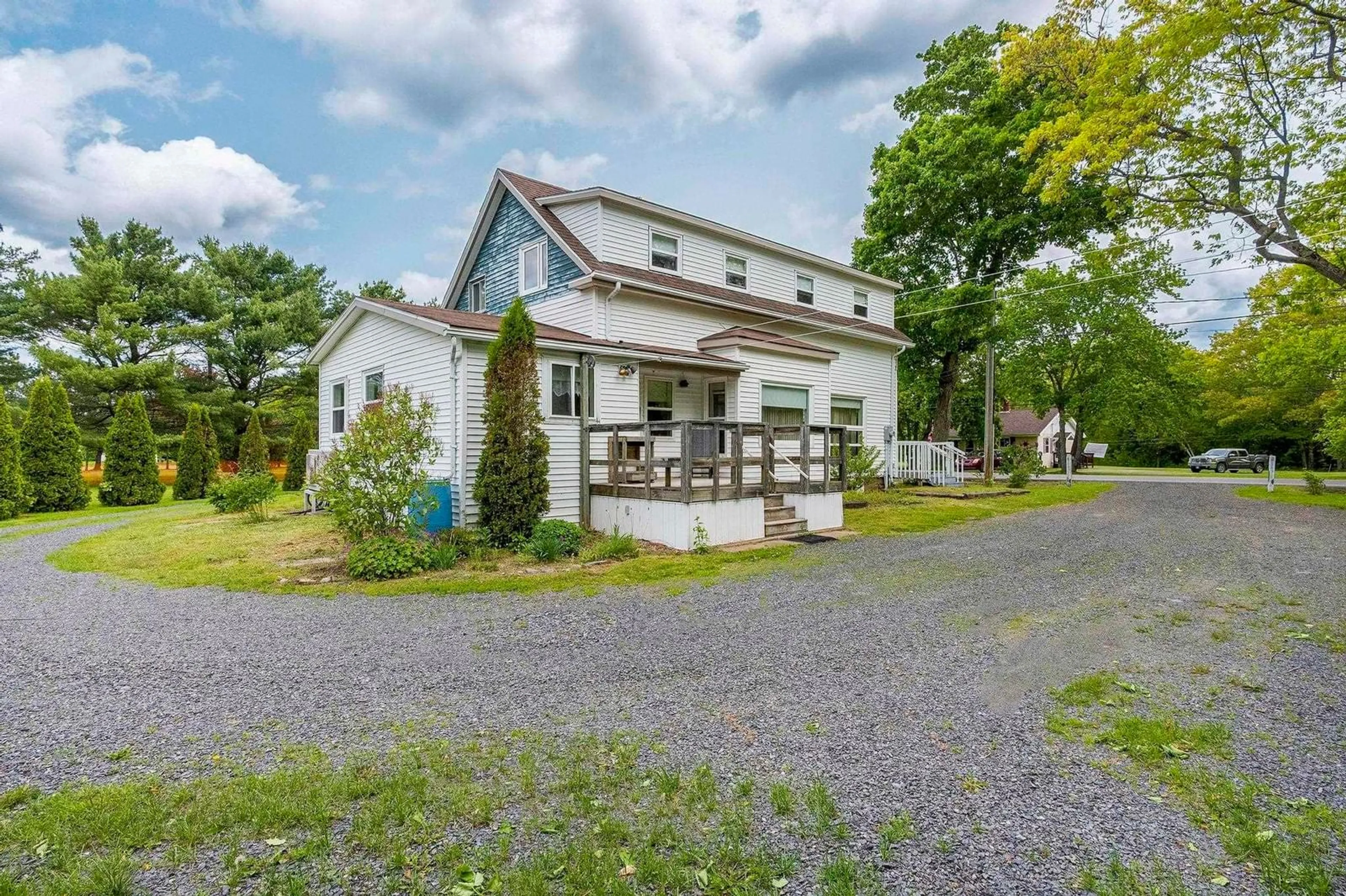 A pic from outside/outdoor area/front of a property/back of a property/a pic from drone, street for 389 Cambridge  Mountain Rd, Cambridge Nova Scotia B0P 1G0