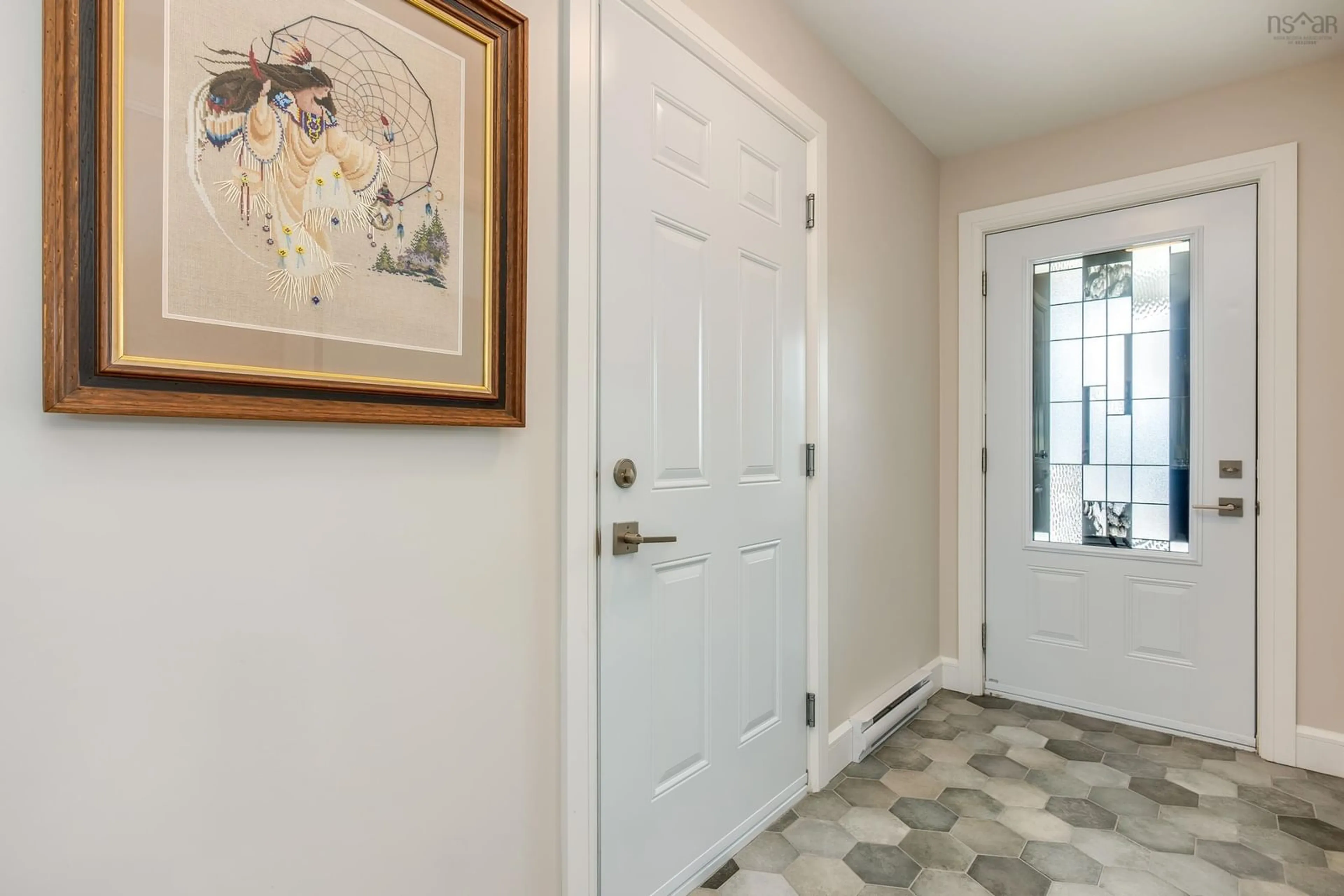 Indoor entryway for 50 Elizabeth Ave, Garlands Crossing Nova Scotia B0N 2T0