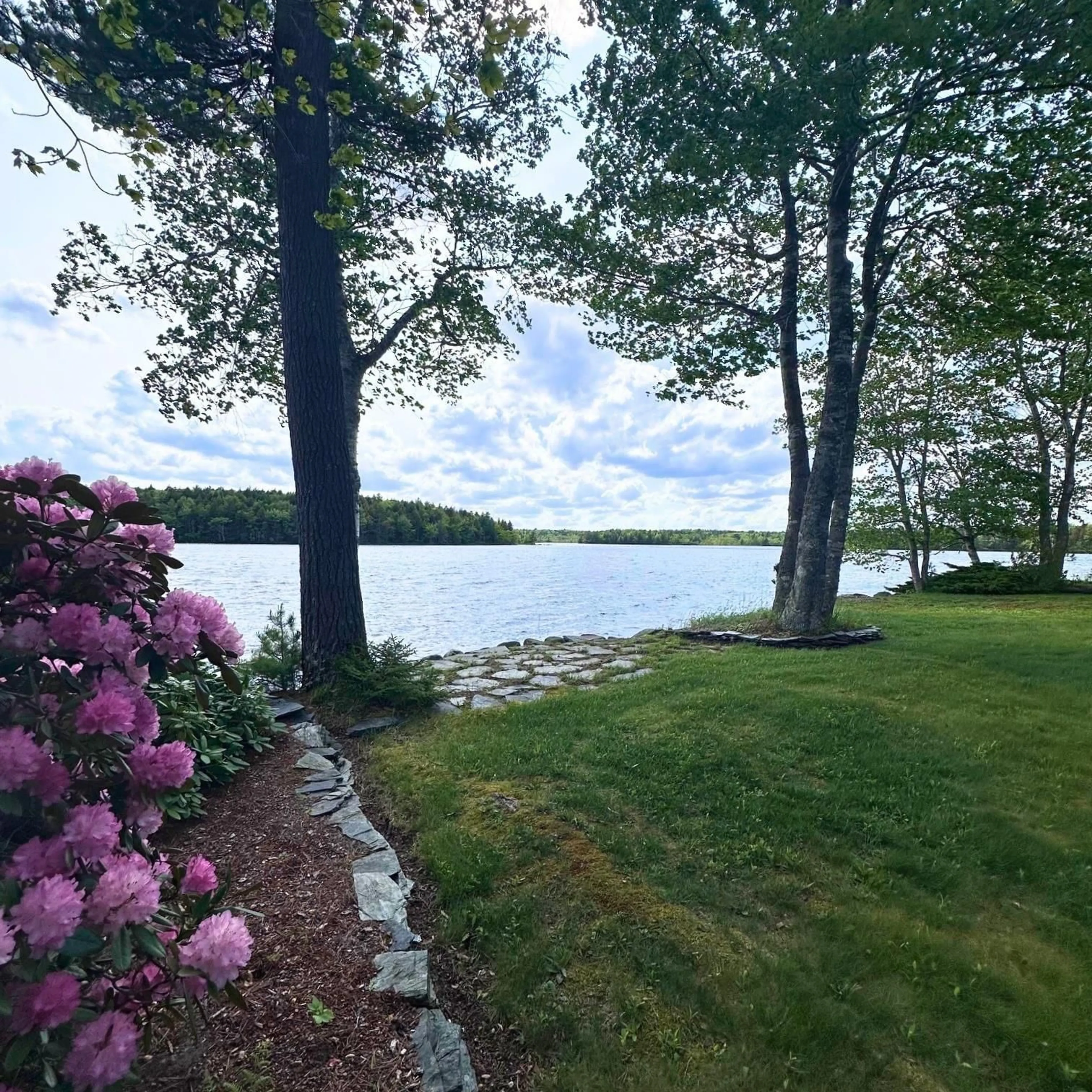 Patio, water/lake/river/ocean view for 93 Lakeview Cir, Conquerall Mills Nova Scotia B4V 6A9