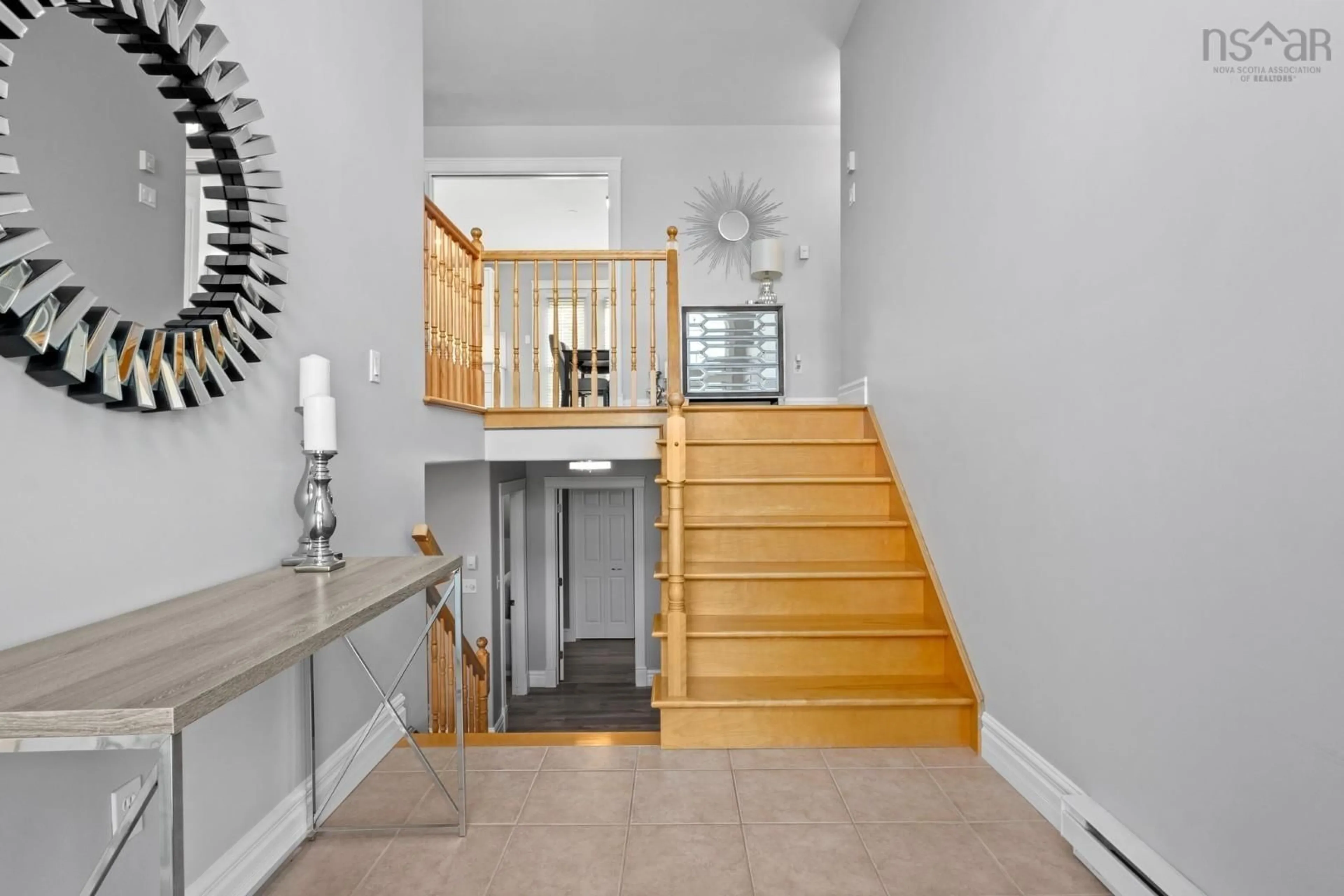 Indoor entryway for 271 Piggott Ave, Fall River Nova Scotia B2T 1Z1