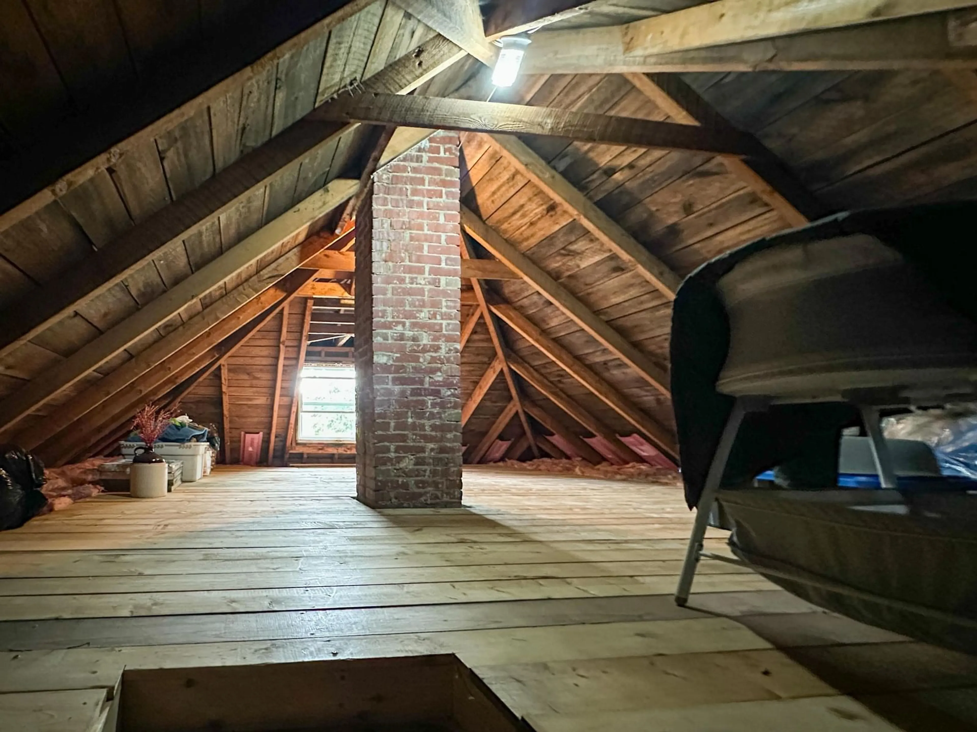 A pic of a room for 20 Queen St, Bridgewater Nova Scotia B4V 1P2