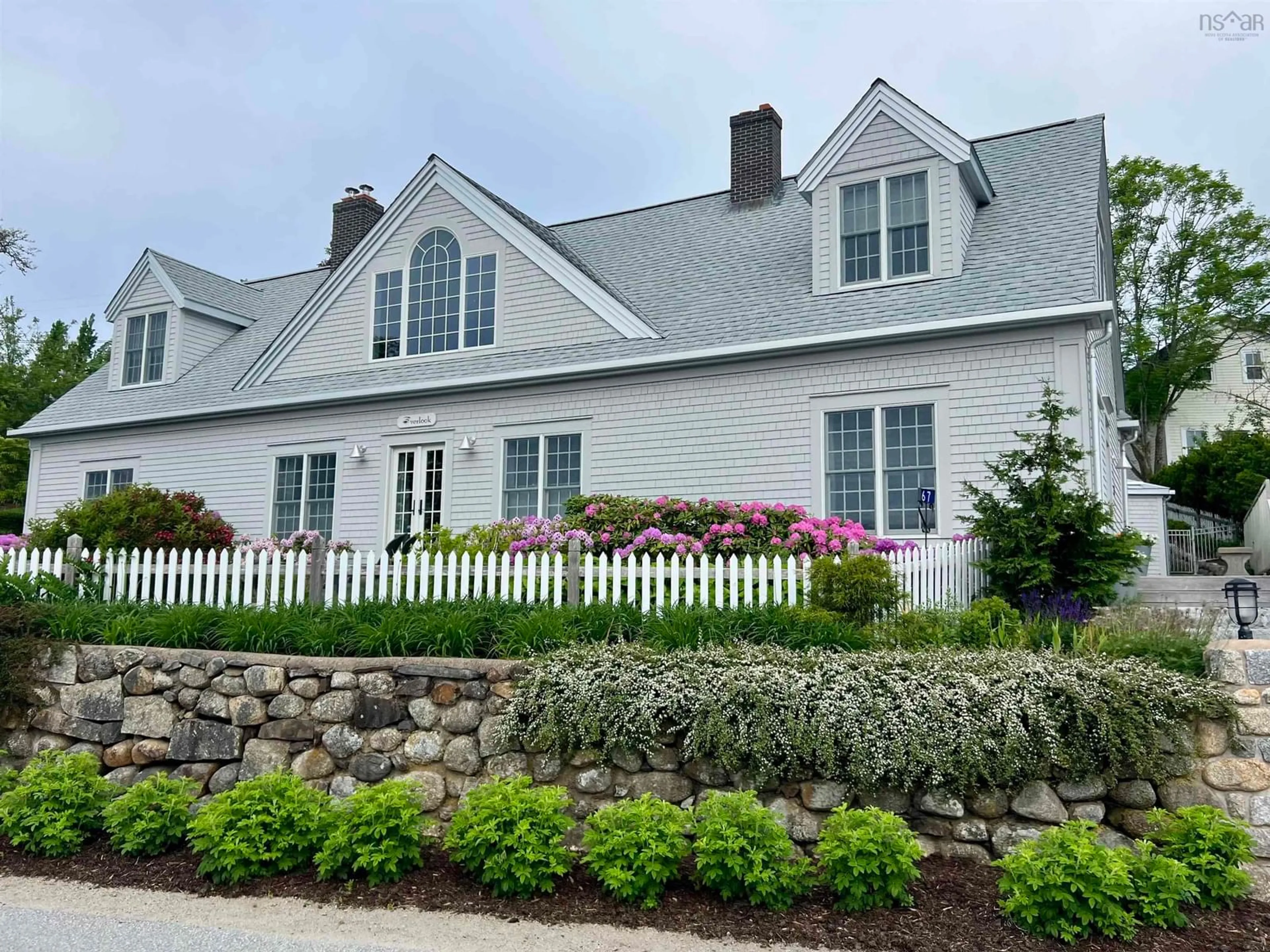 Home with vinyl exterior material, street for 67 Water St, Chester Nova Scotia B0J 1J0