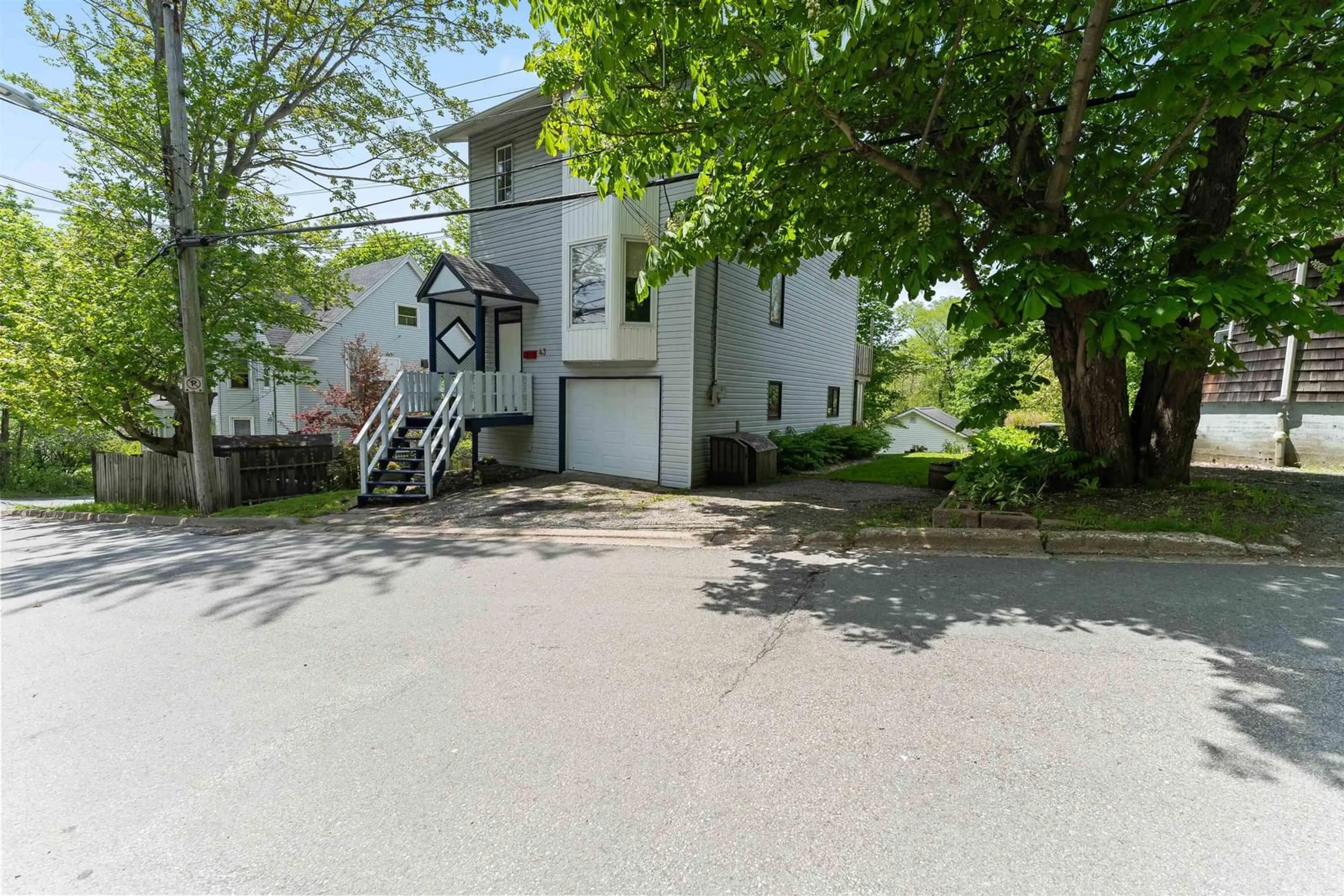 Unknown for 43 Old Ferry Rd, Dartmouth Nova Scotia B2Y 2E8