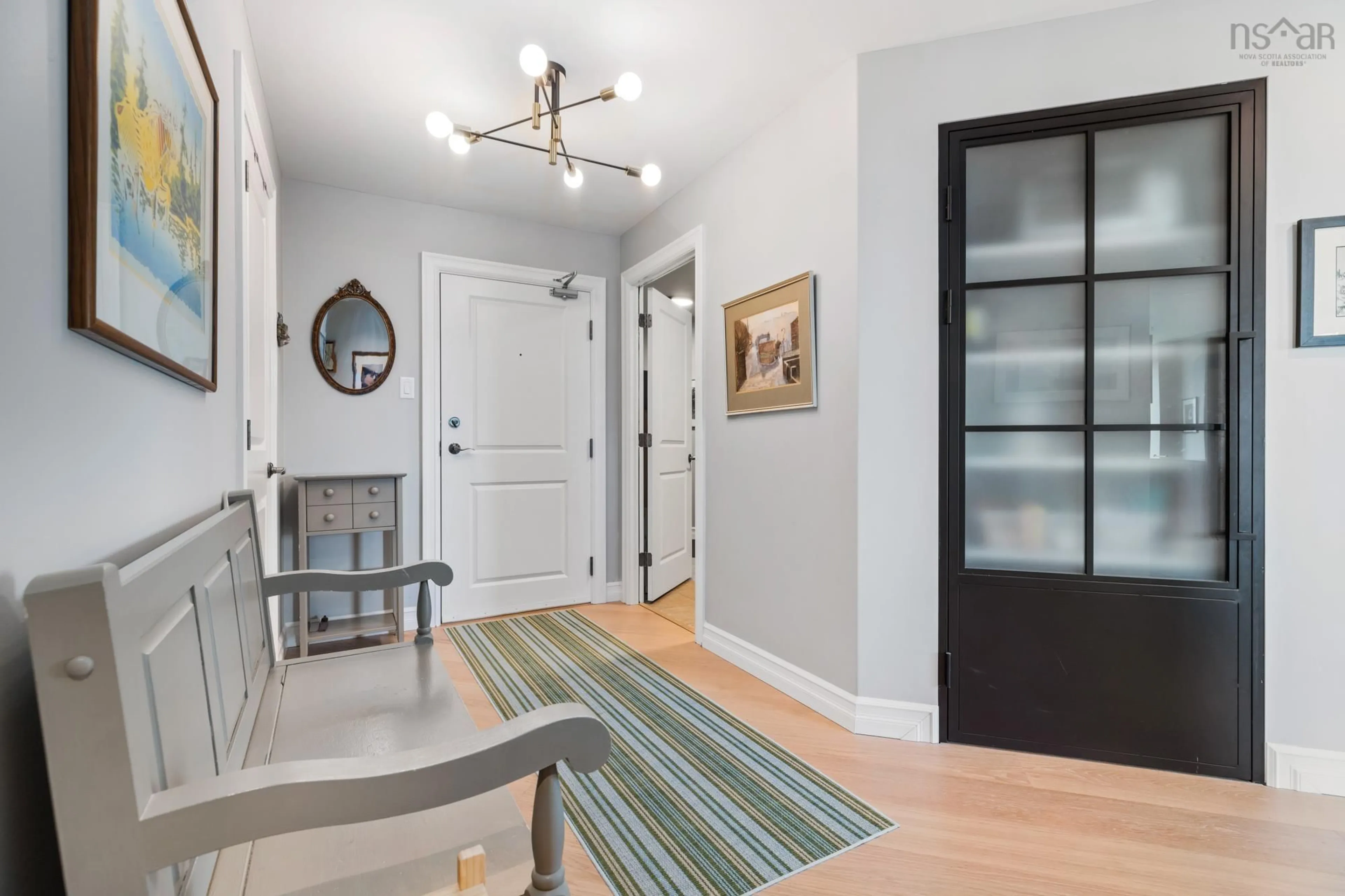 Indoor entryway for 2677 Gladstone St #1011, Halifax Peninsula Nova Scotia B3K 0A3