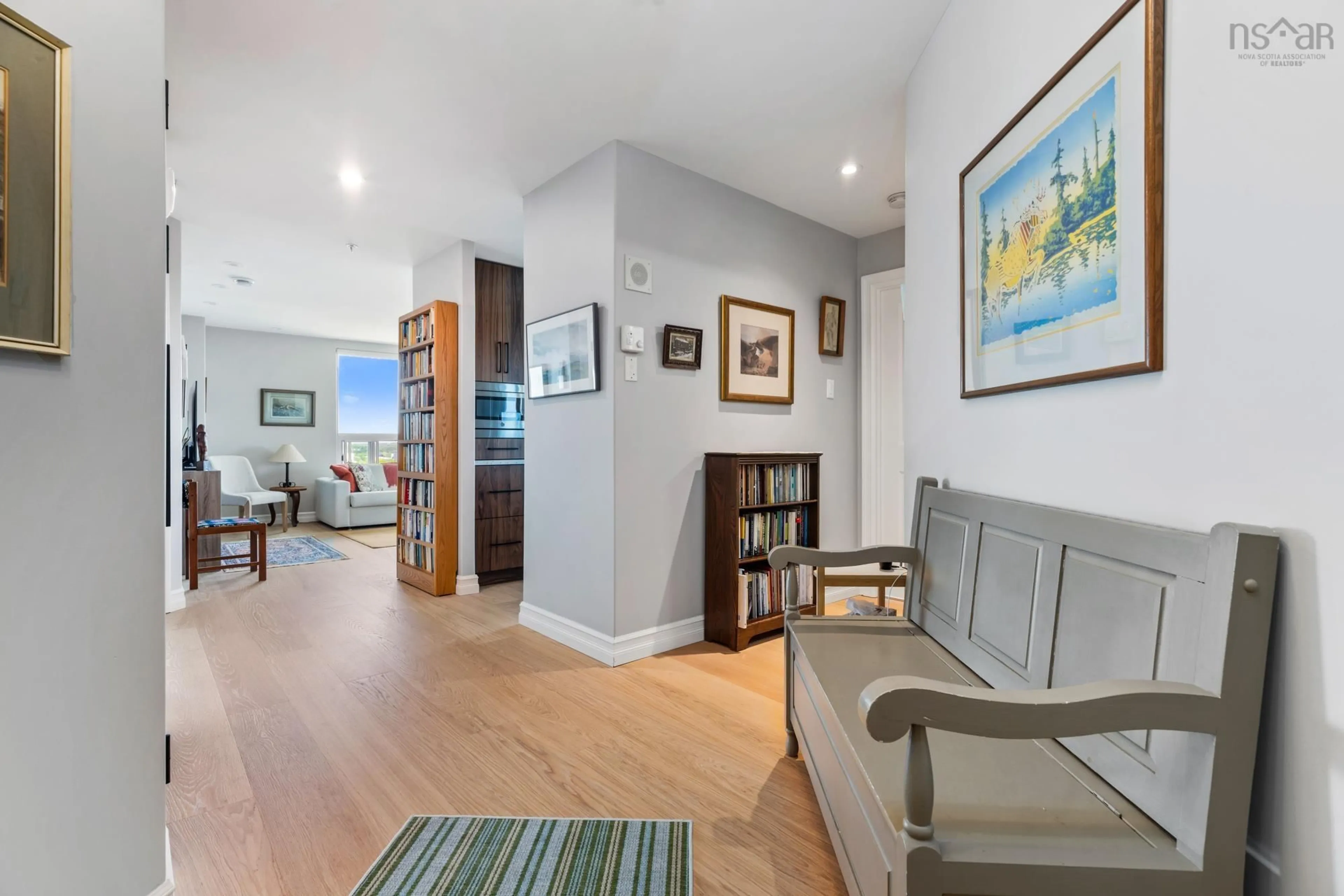 Indoor foyer for 2677 Gladstone St #1011, Halifax Peninsula Nova Scotia B3K 0A3