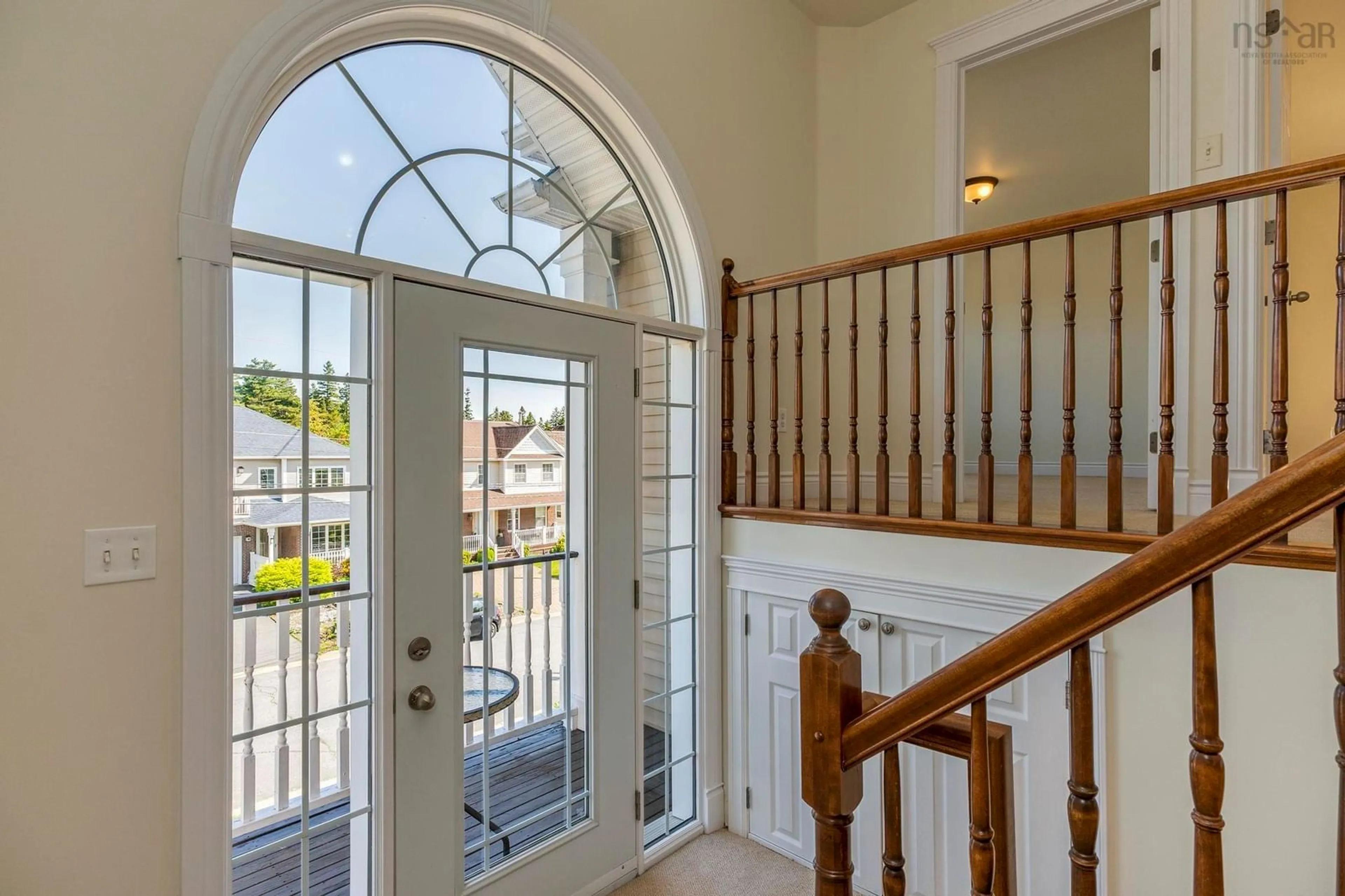 Indoor entryway for 94 Cutter Dr, Halifax Nova Scotia B3M 4W5