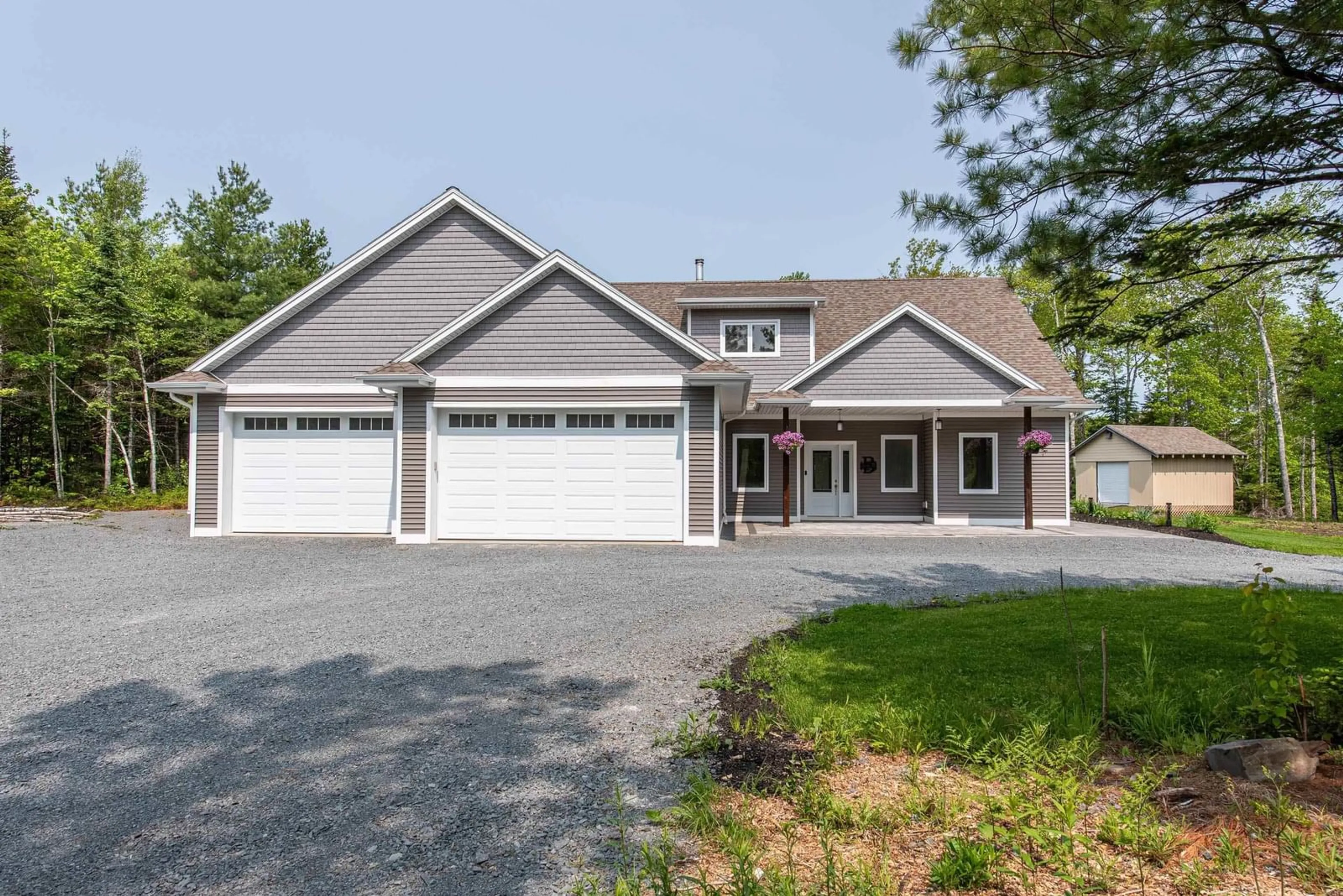 Home with vinyl exterior material, street for 250 Rockcliffe Dr, Enfield Nova Scotia B2T 0G7