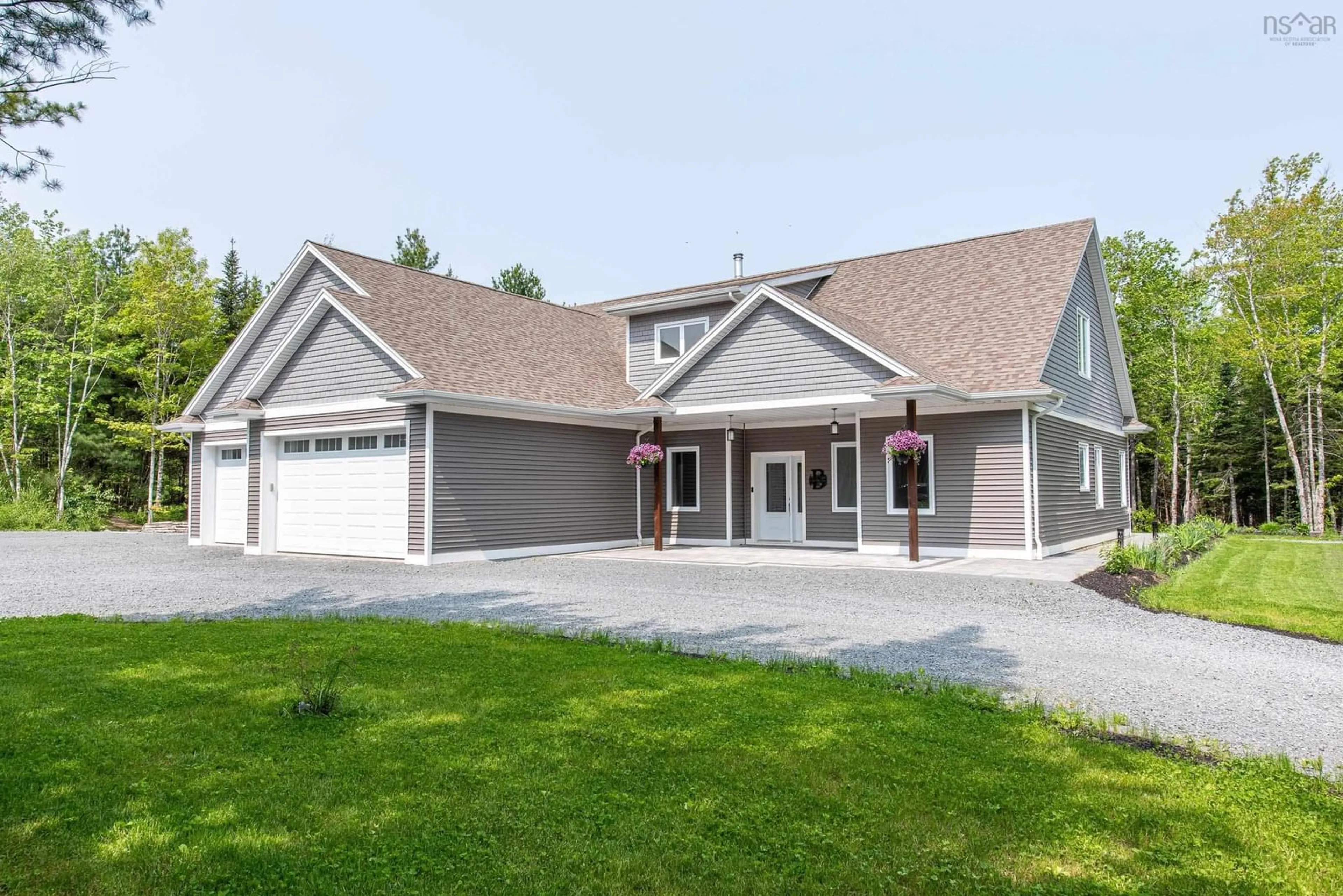 Home with vinyl exterior material, street for 250 Rockcliffe Dr, Enfield Nova Scotia B2T 0G7
