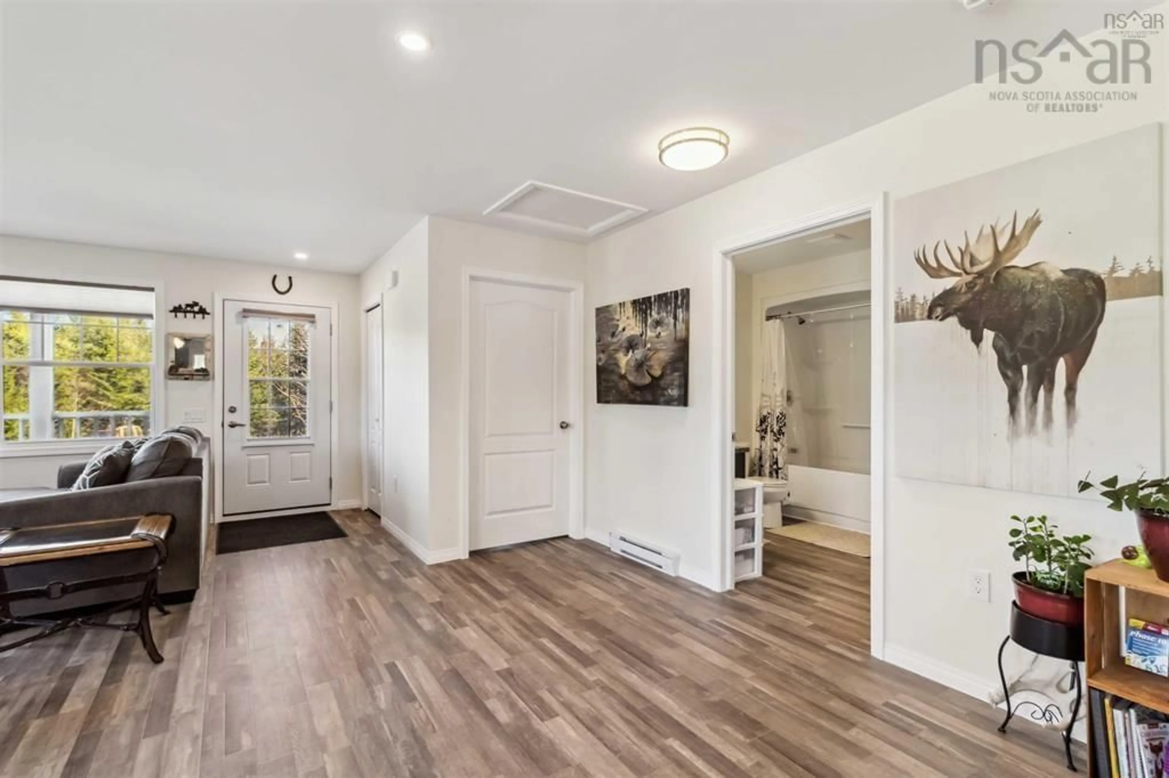 Indoor entryway for 42 West Jeddore Rd, Jeddore Nova Scotia B0J 1P0